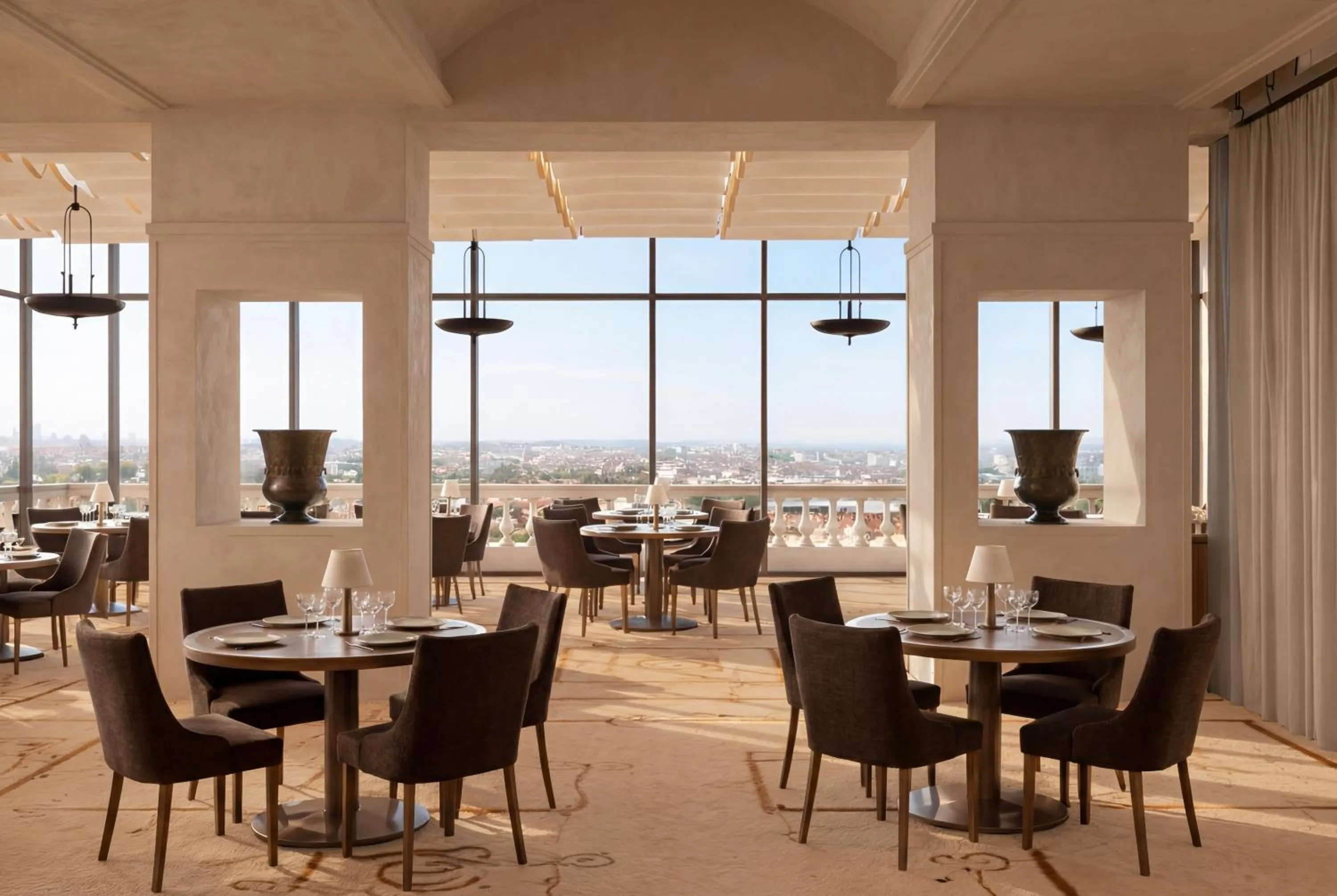 Restaurant/places to eat in Villa Florentine, A Beauvallon Hotel & Spa