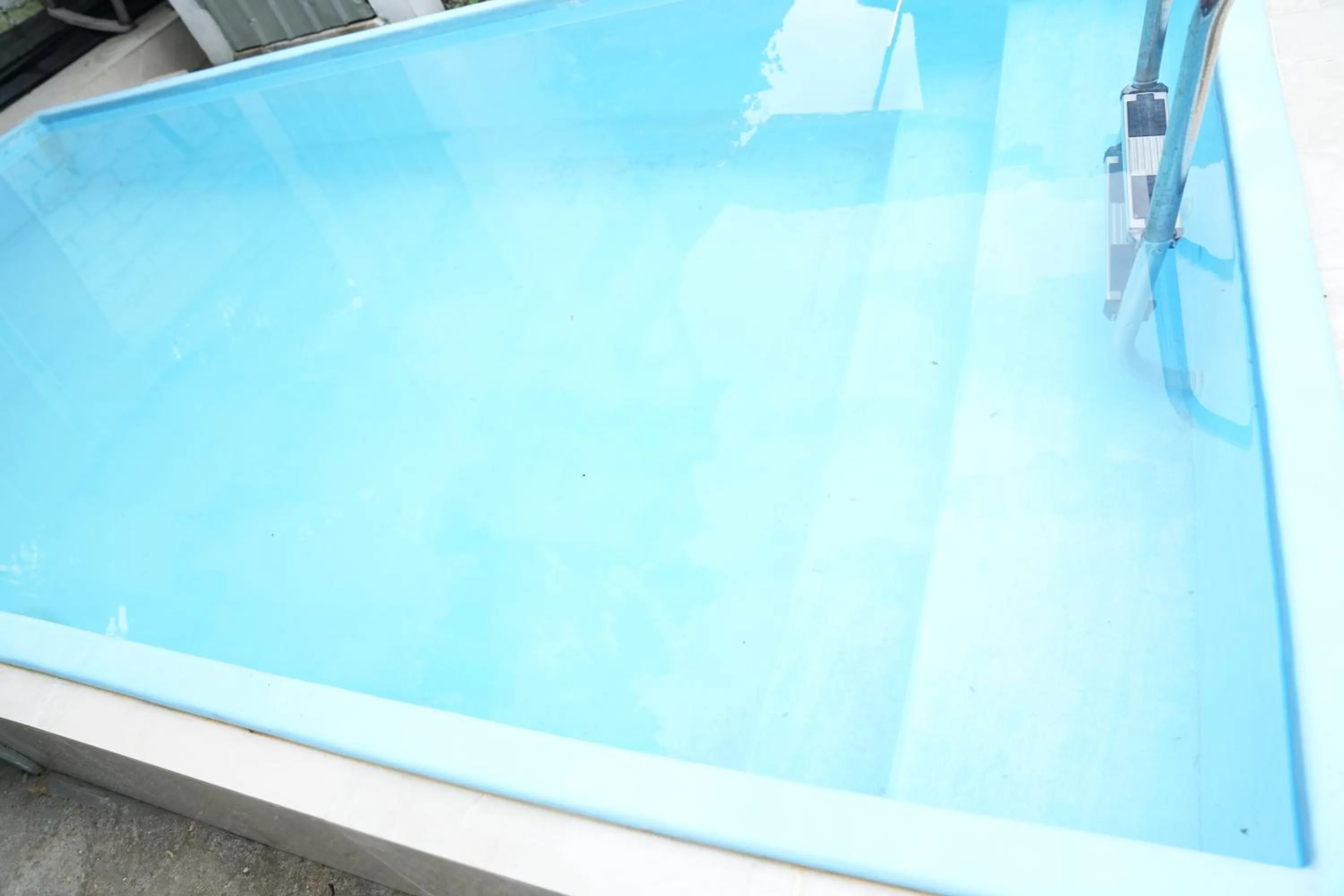 Airport A4 Transit Hub - Eco Chalets - FREE SHUTTLE SERVICE 24HRS