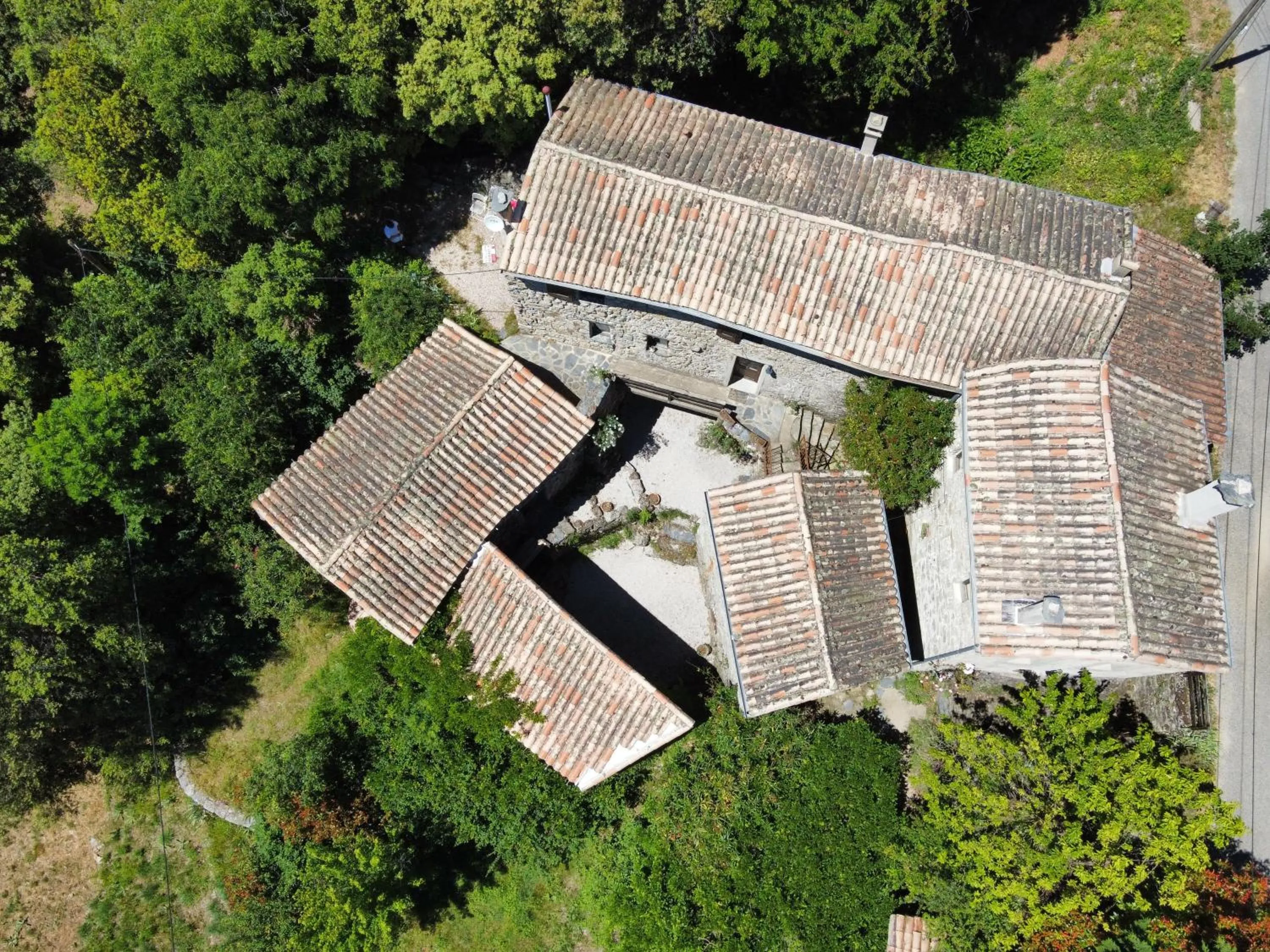 Property building in Mas des Nabières