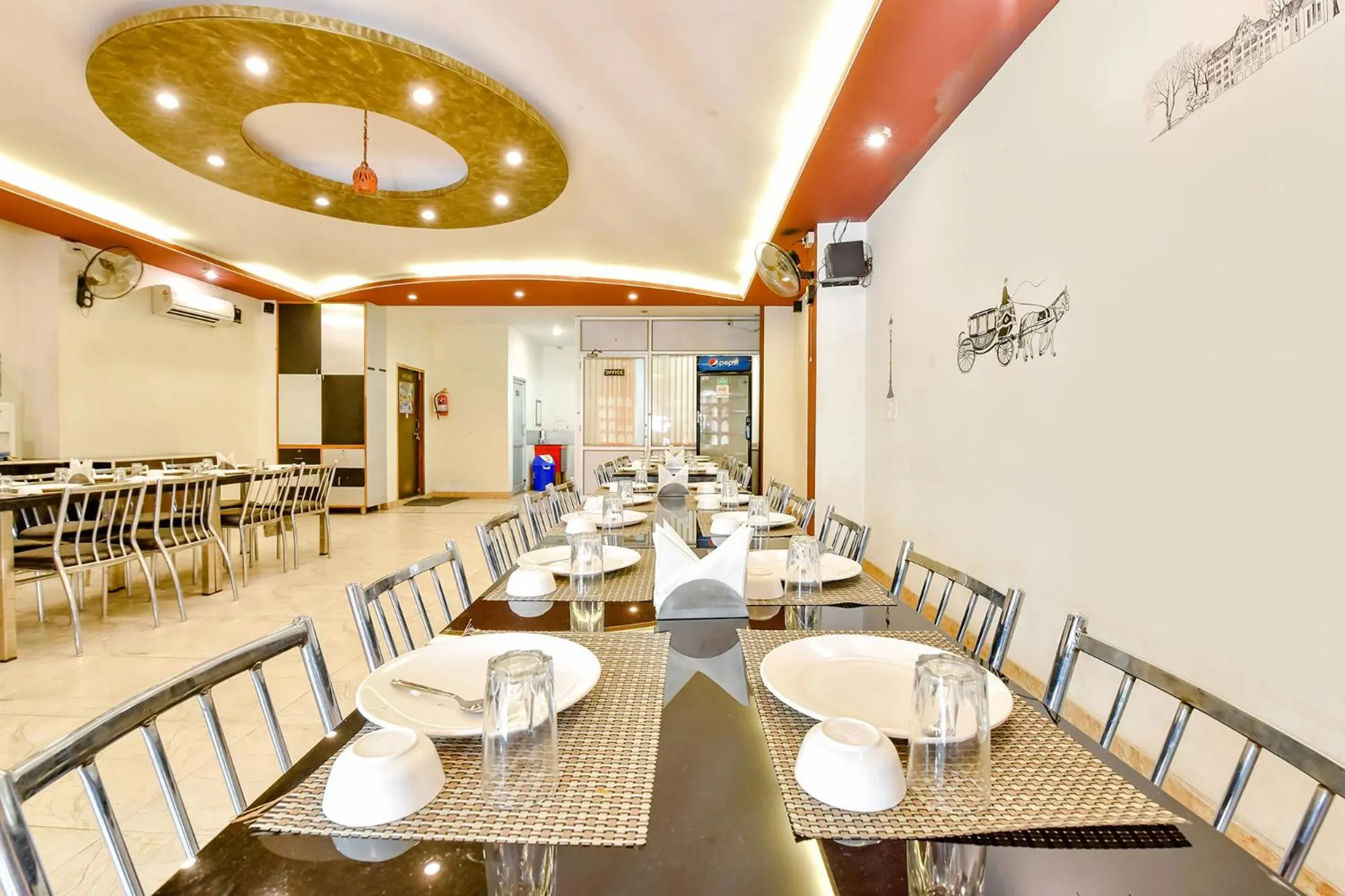 Restaurant/places to eat in FabHotel Bikaner Heritage
