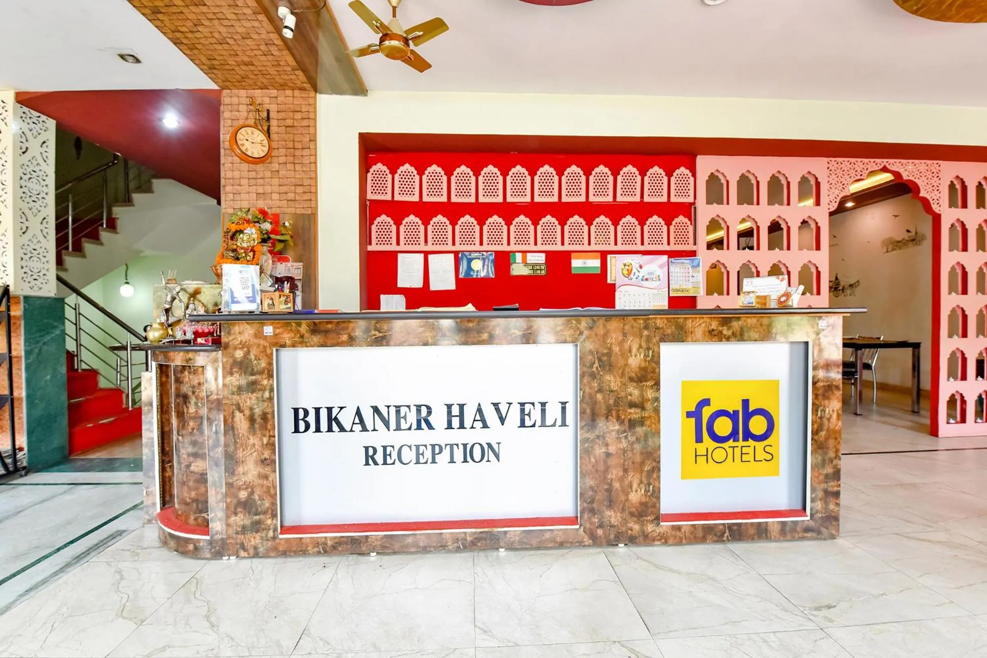 Lobby or reception in FabHotel Bikaner Heritage