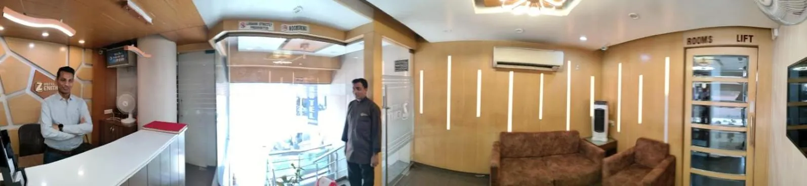 Lobby or reception in Hotel Zenith