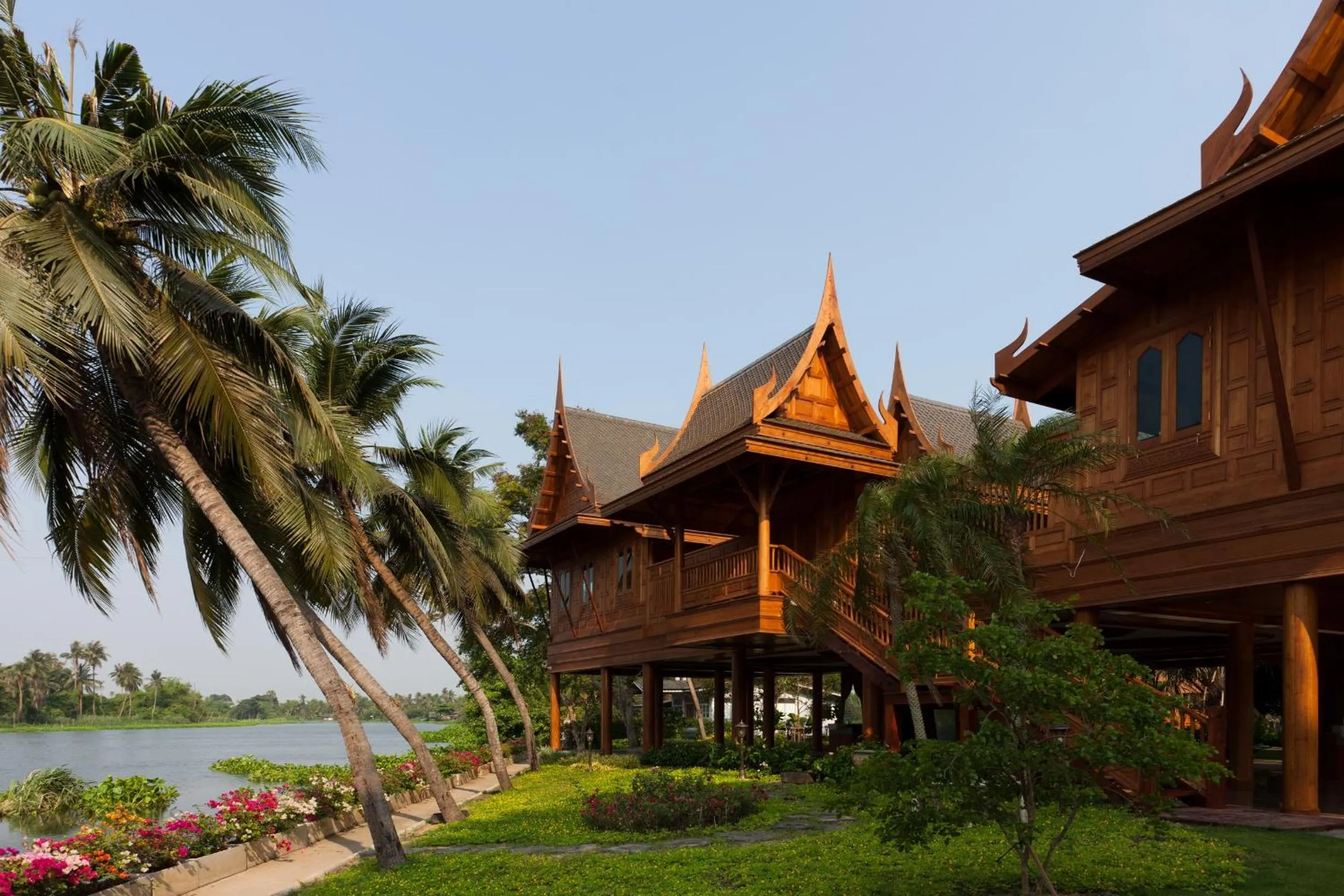 RK Riverside Resort & Spa (Reon Kruewal)