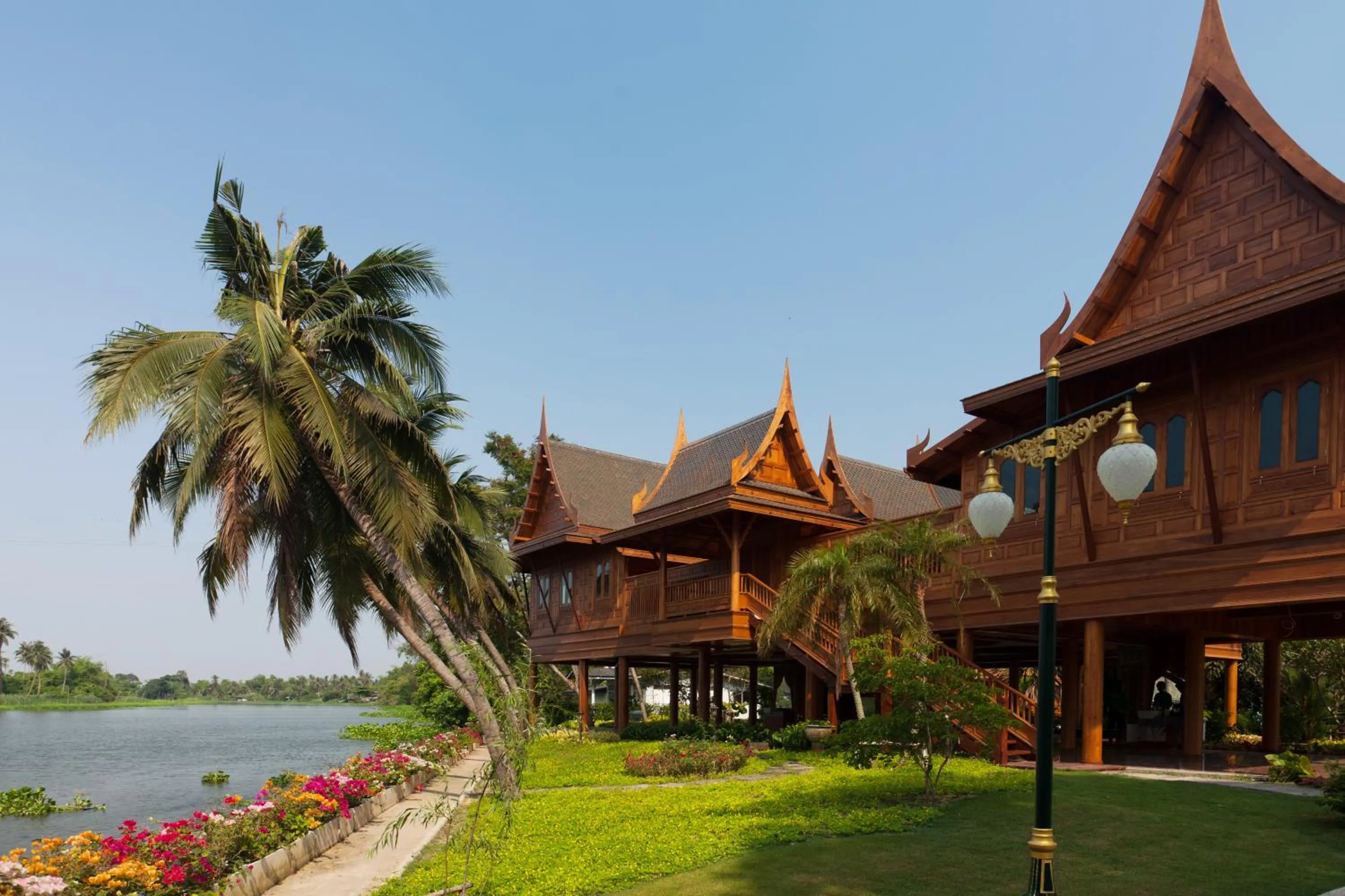 RK Riverside Resort & Spa (Reon Kruewal)