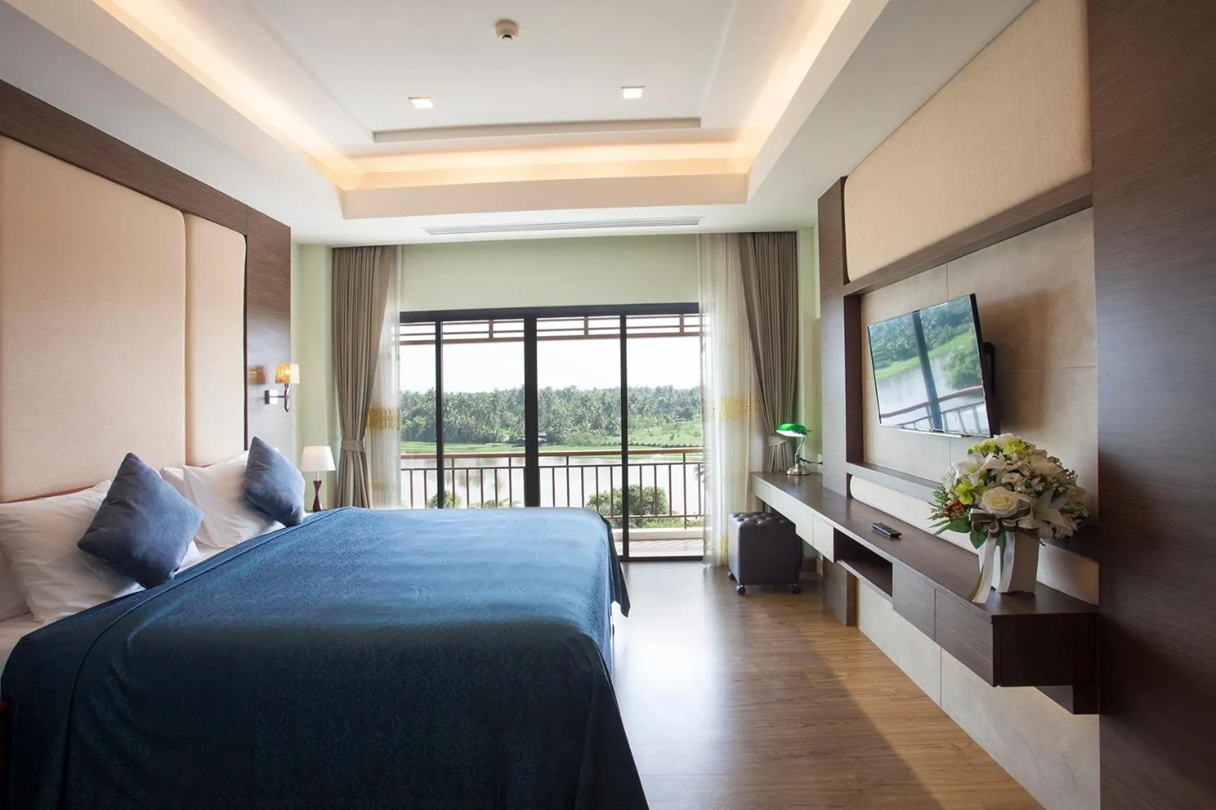 Bed in RK Riverside Resort & Spa (Reon Kruewal)