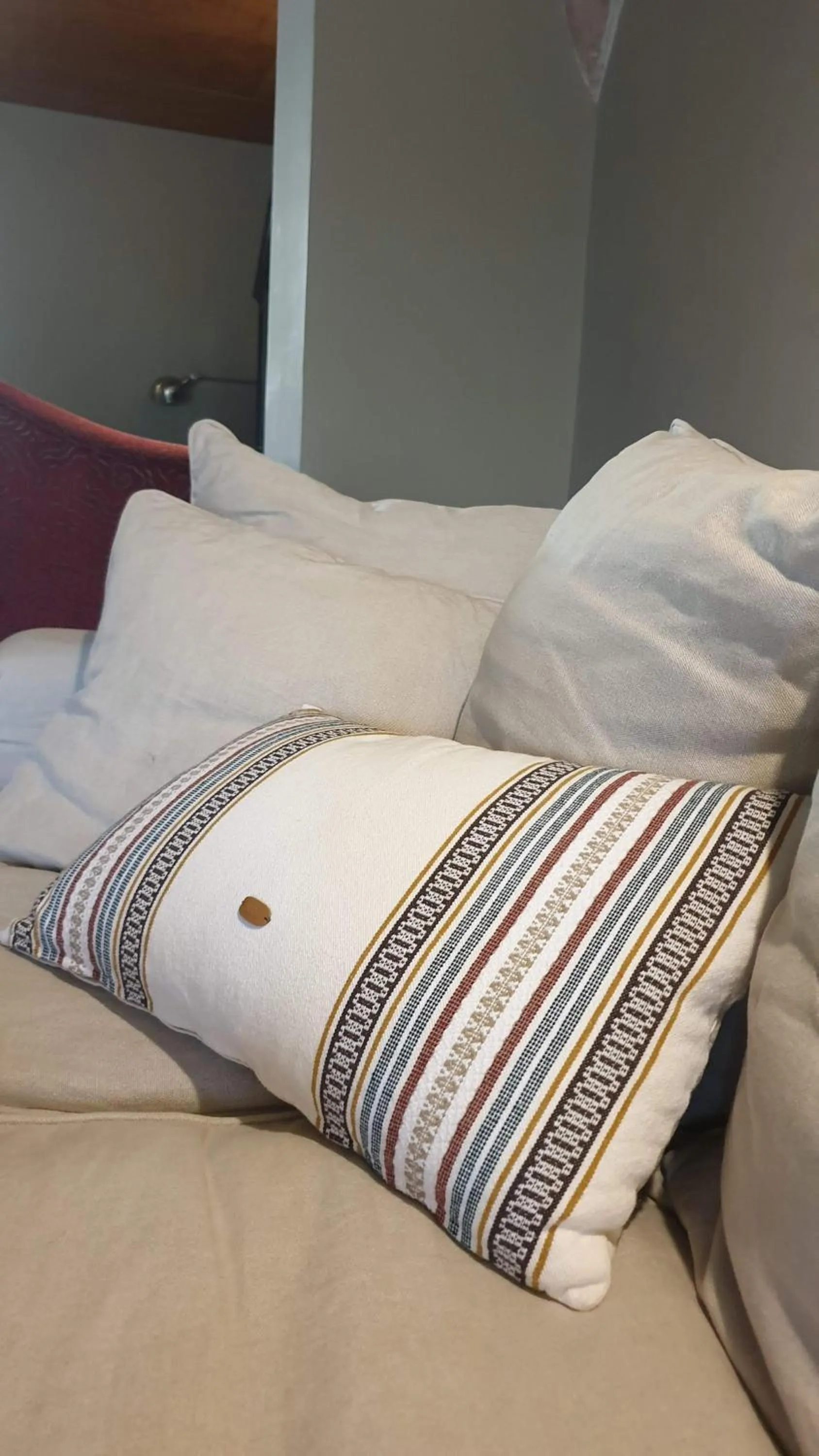 Living room, Bed in Mas Ferran Adults Only