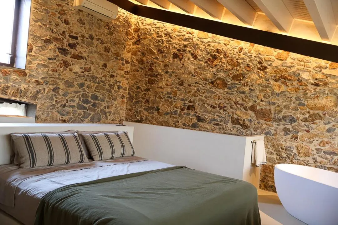 Bed in Mas Ferran Adults Only