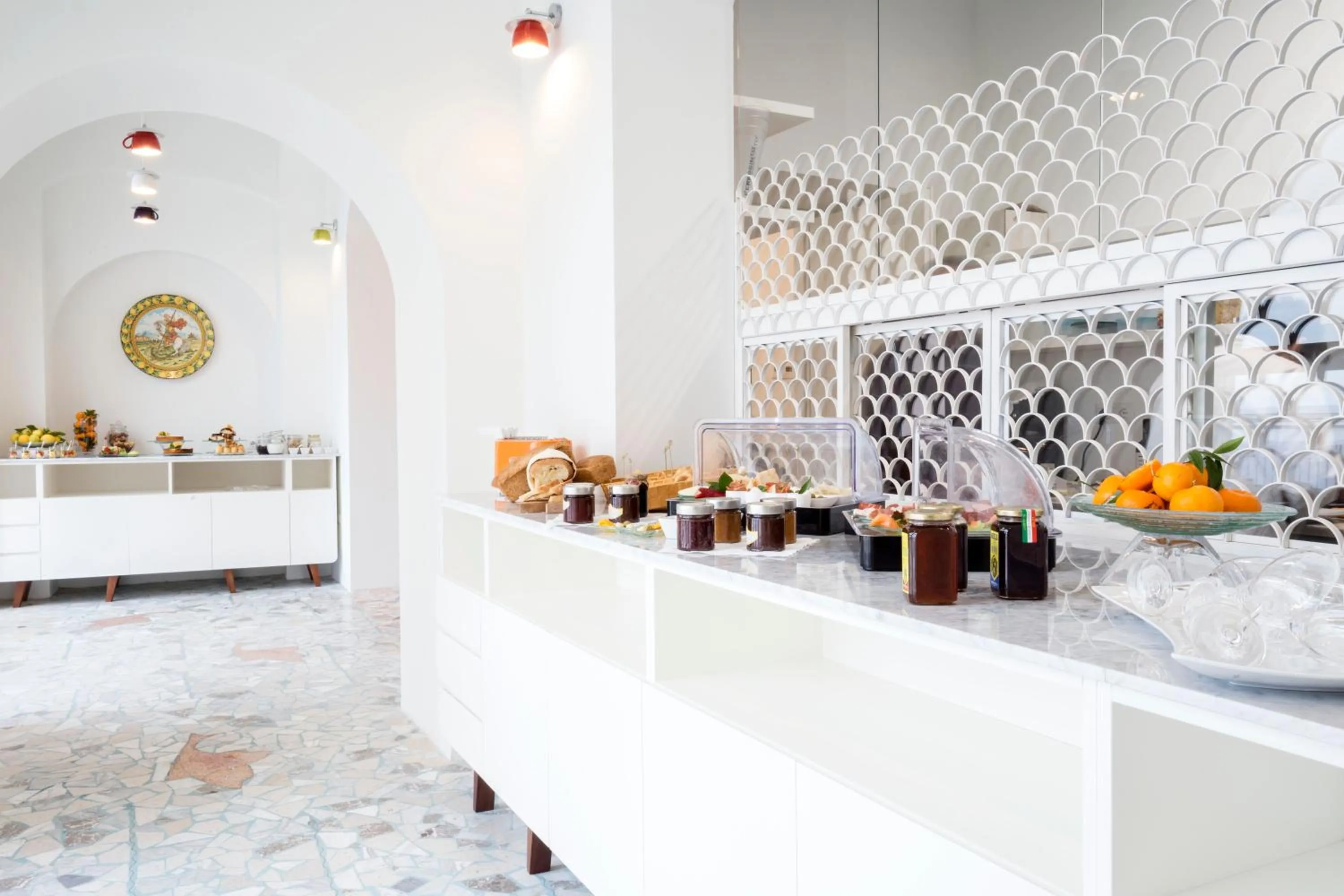 Buffet breakfast in La Dolce Vita a Tropea