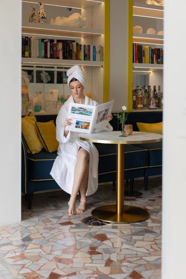 Decorative detail in La Dolce Vita a Tropea