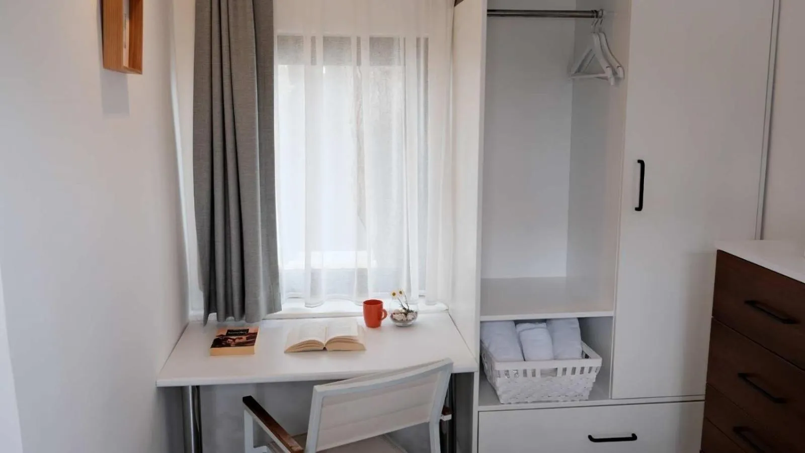 Maya Bistro Hotel & Beach