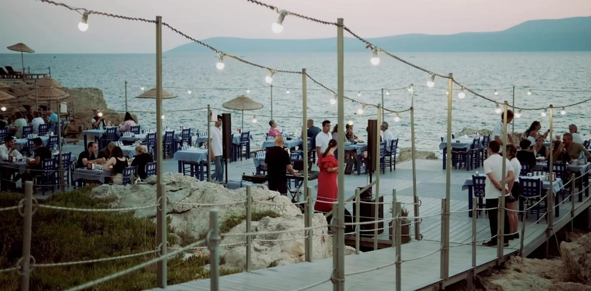 Restaurant/places to eat in Maya Bistro Hotel & Beach