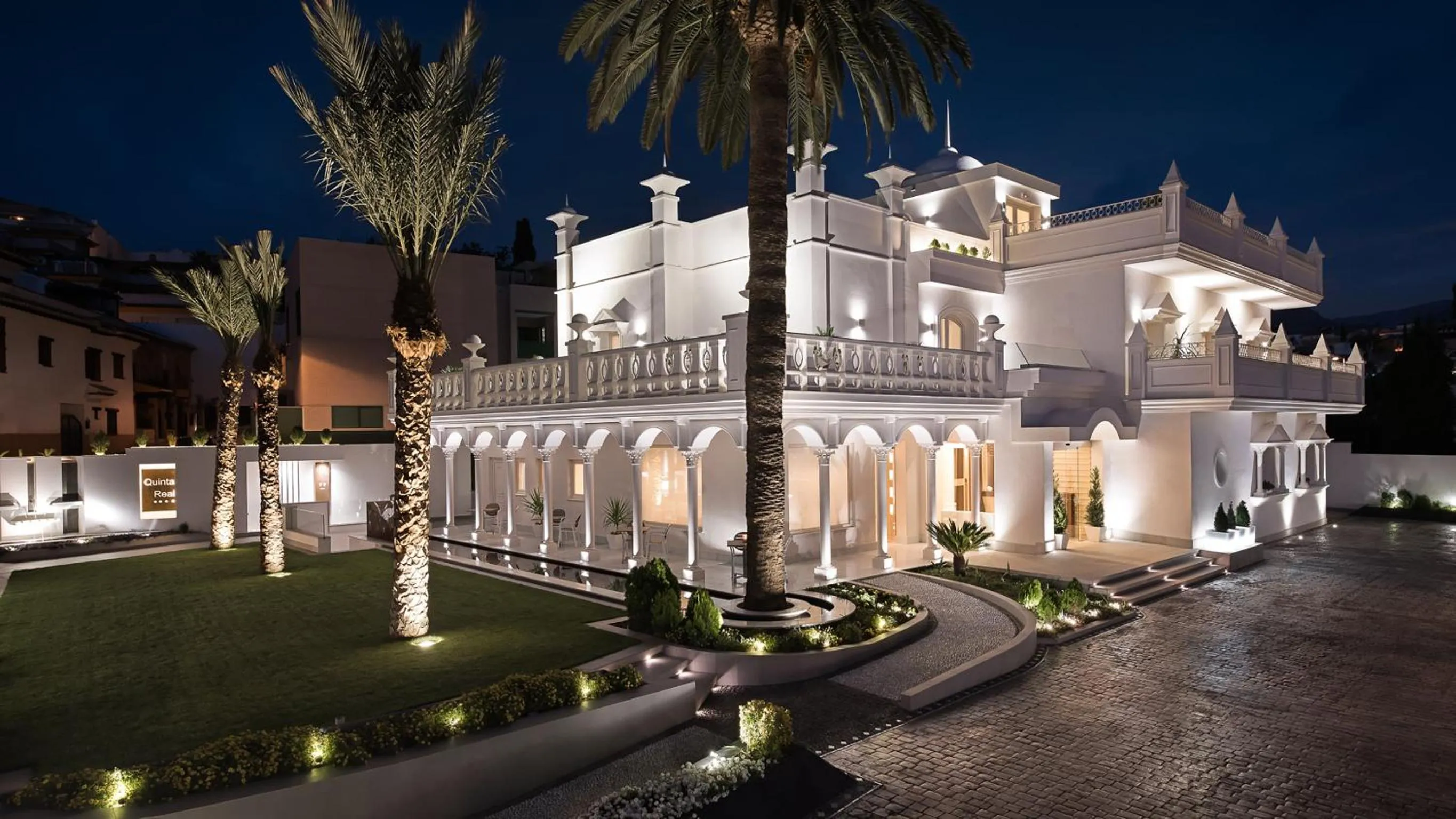Facade/entrance in Quinta Real Granada