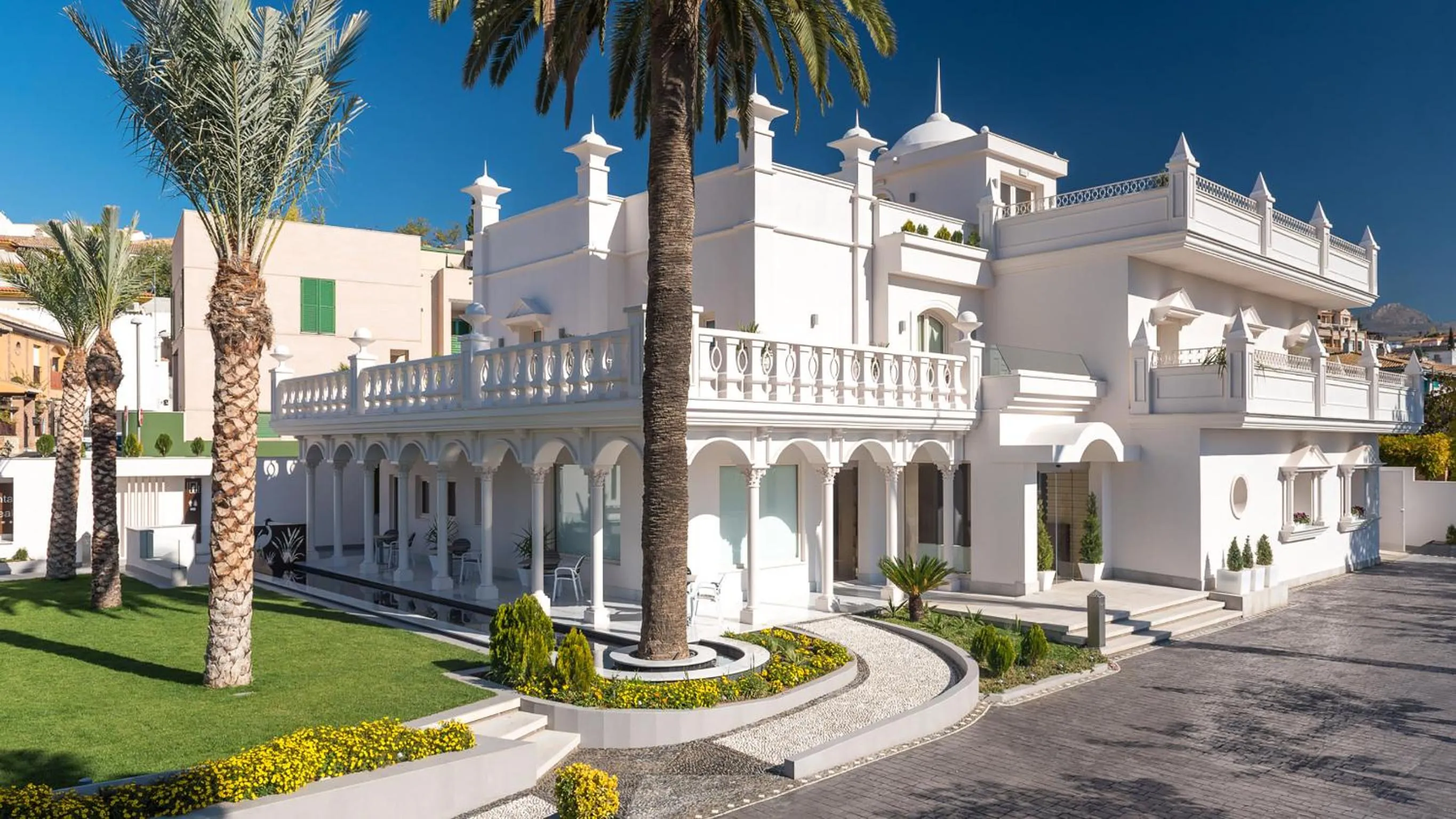 Facade/entrance in Quinta Real Granada
