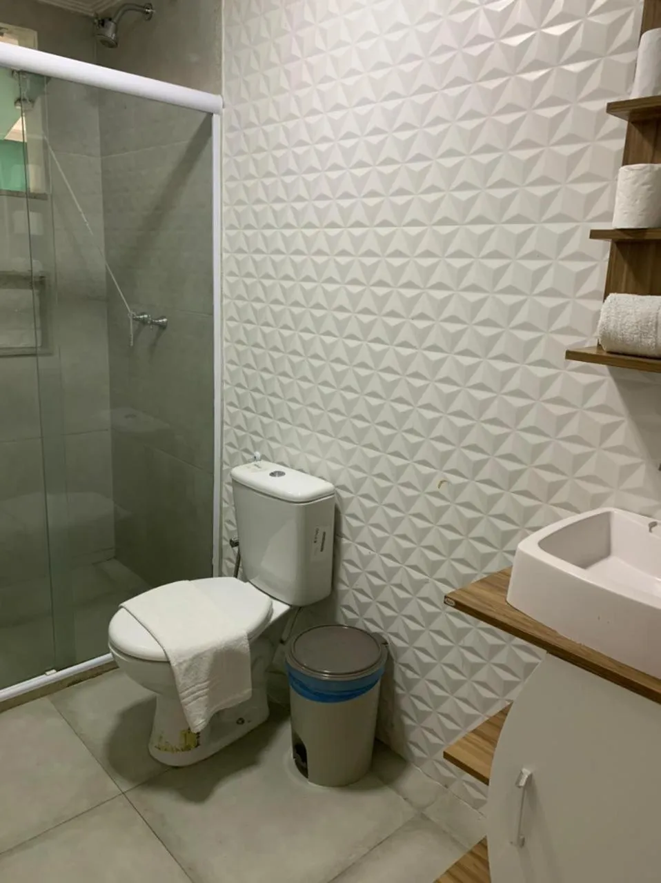 Bathroom in MDJ Pousada