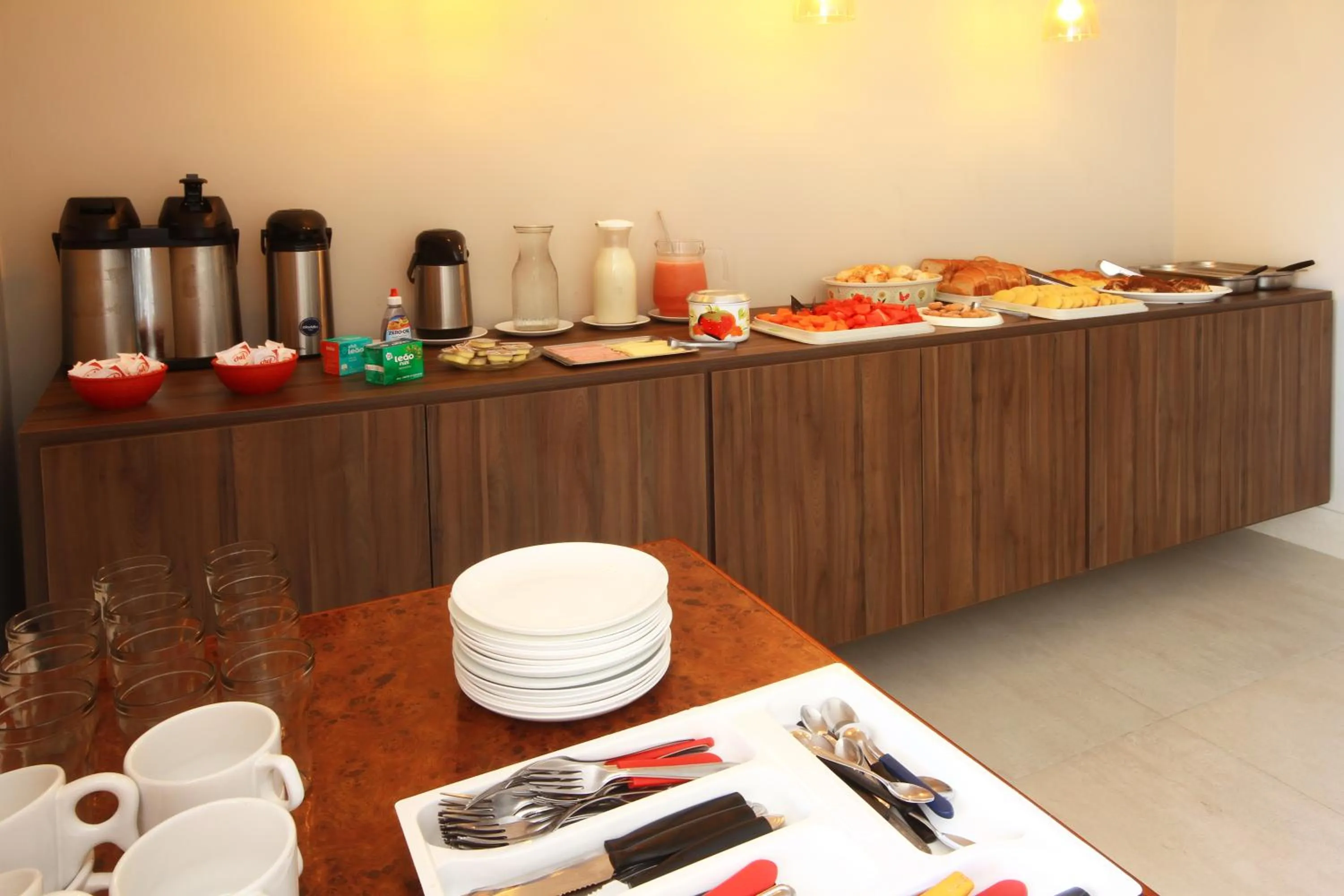 Breakfast in MDJ Pousada