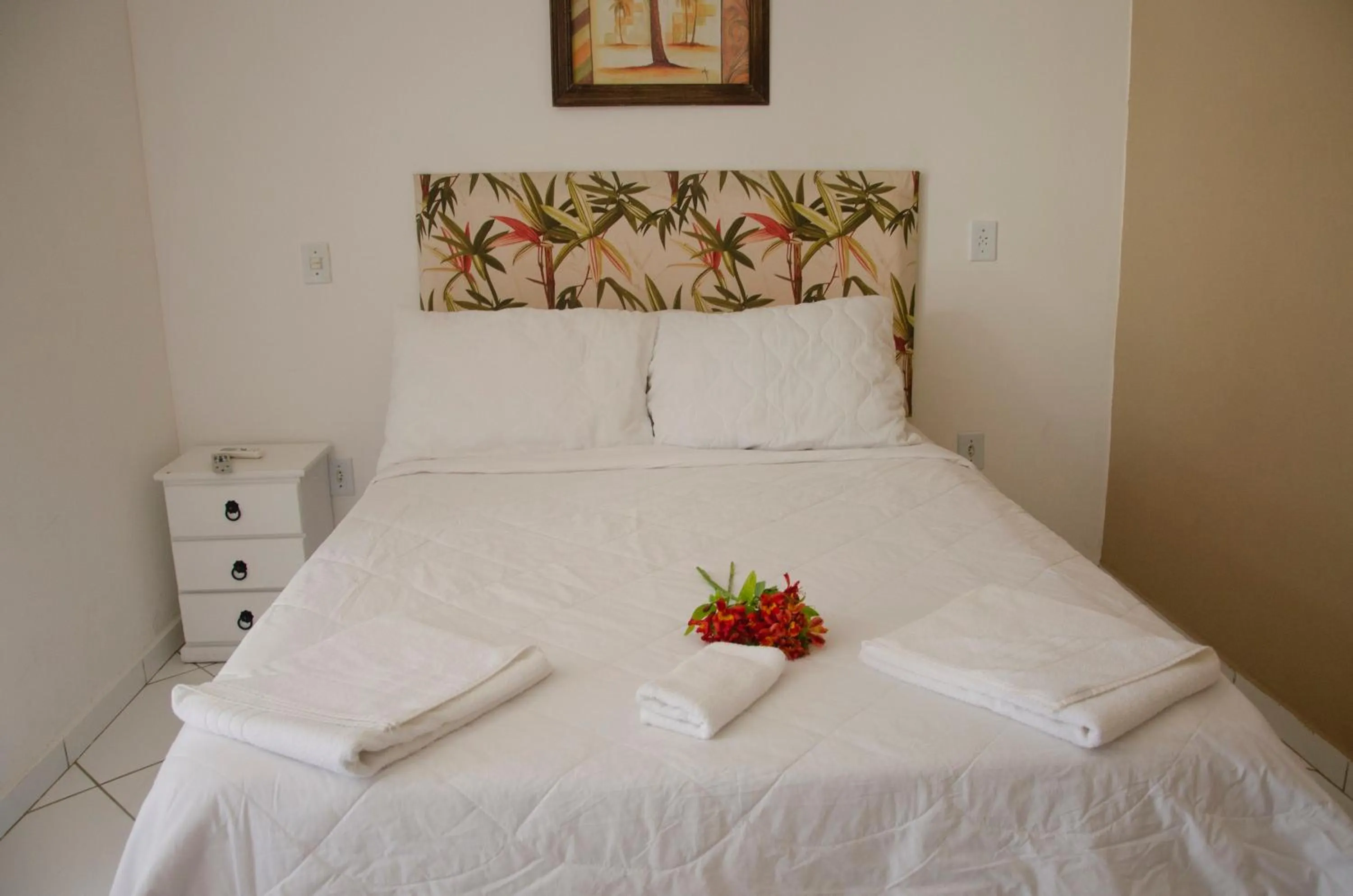 Photo of the whole room, Bed in Pousada Kairos & Spa em Búzios