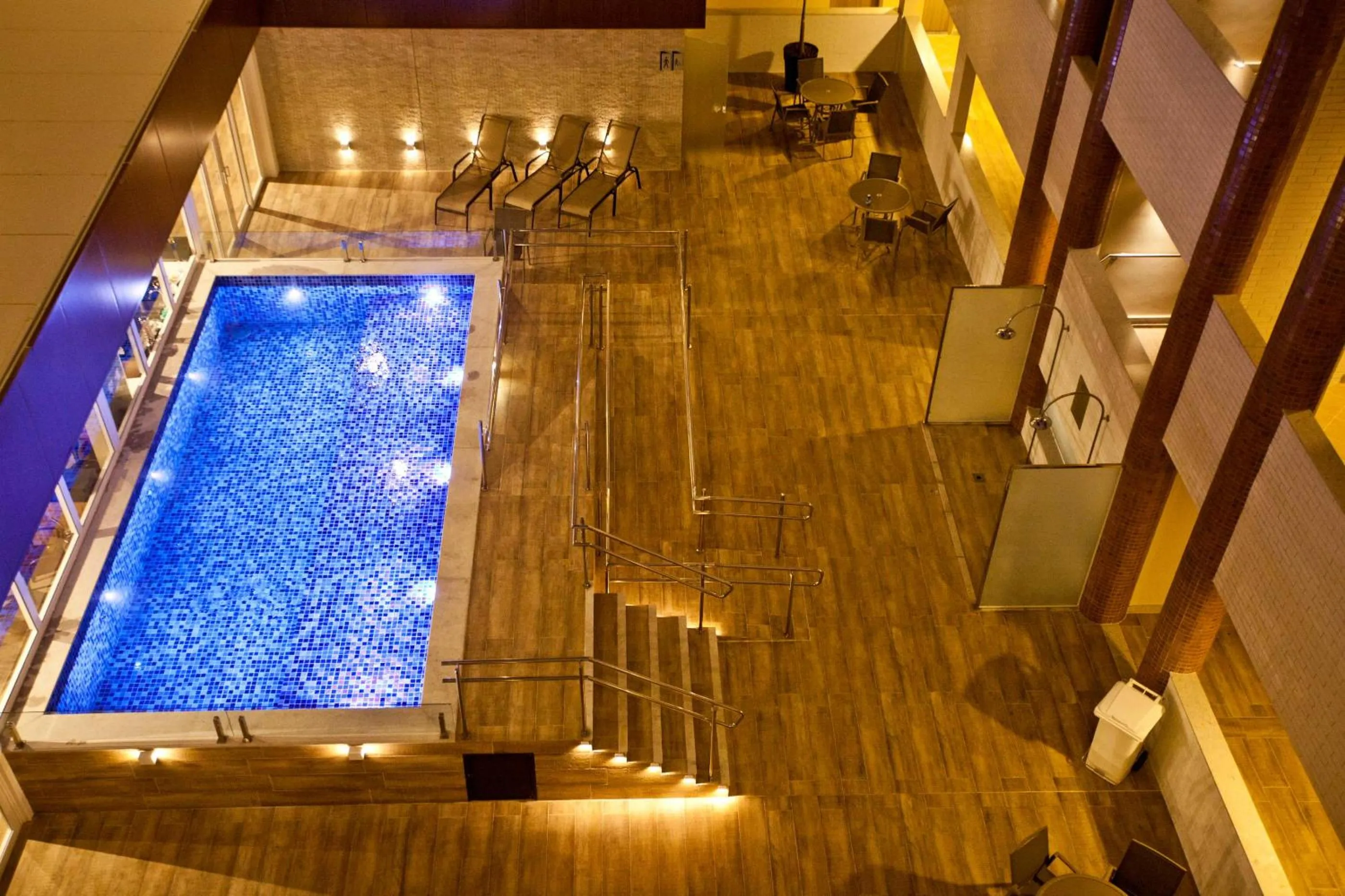 Swimming pool in ARCUS Hotel Aracaju