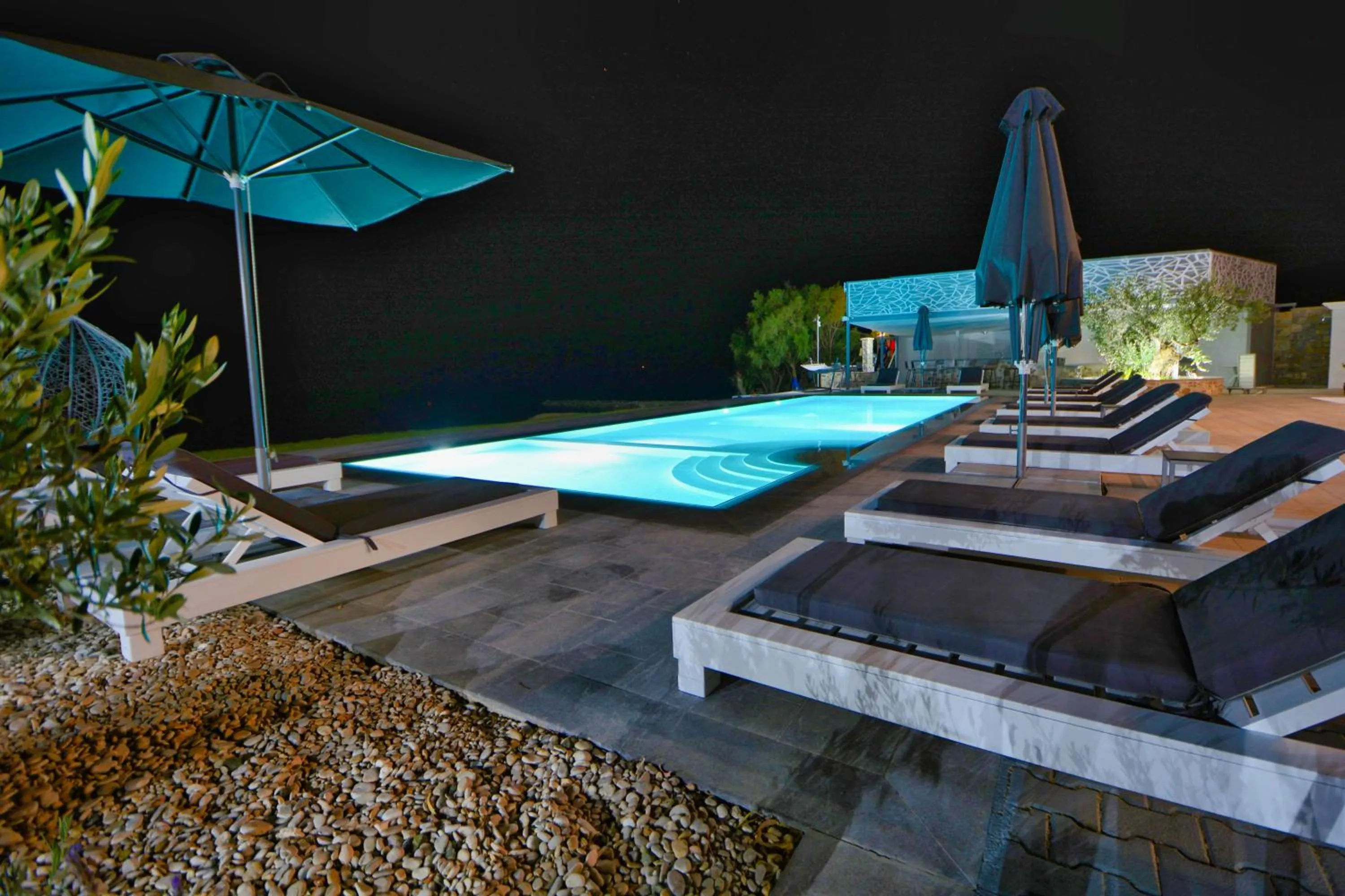 Swimming pool in Dardiza Boutique Hotel