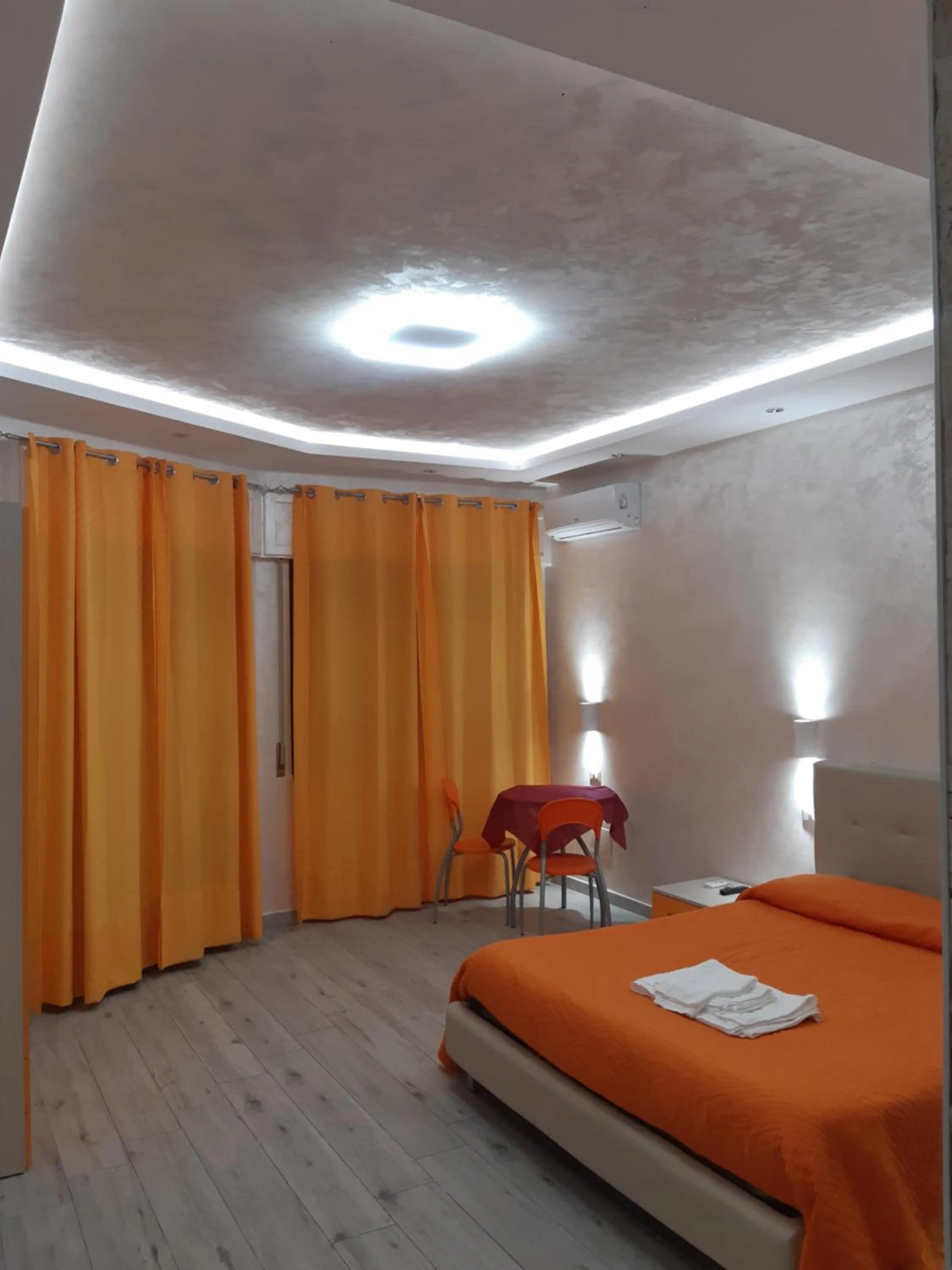 Photo of the whole room, Bed in B&B La Colonna