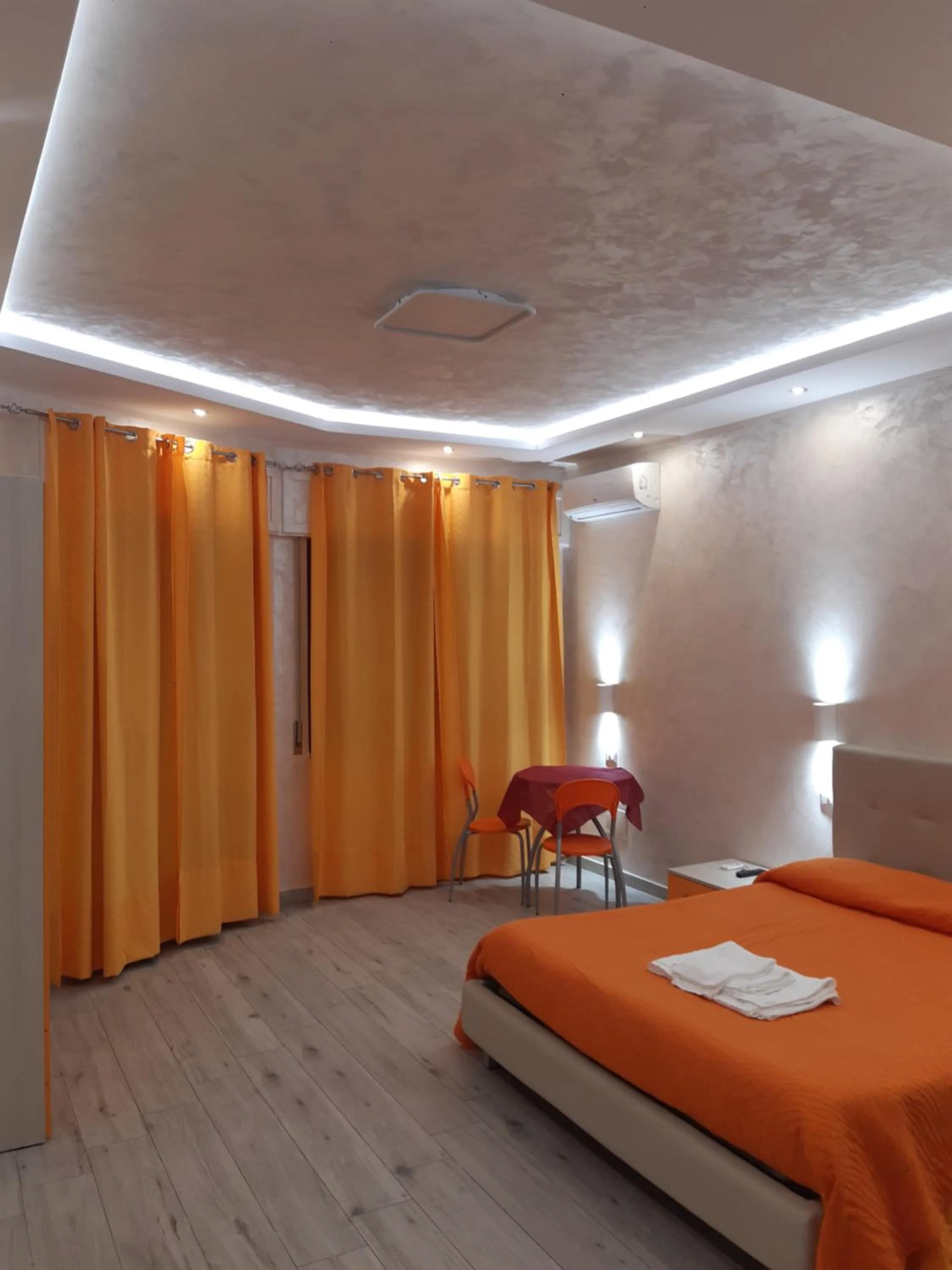 Photo of the whole room, Bed in B&B La Colonna