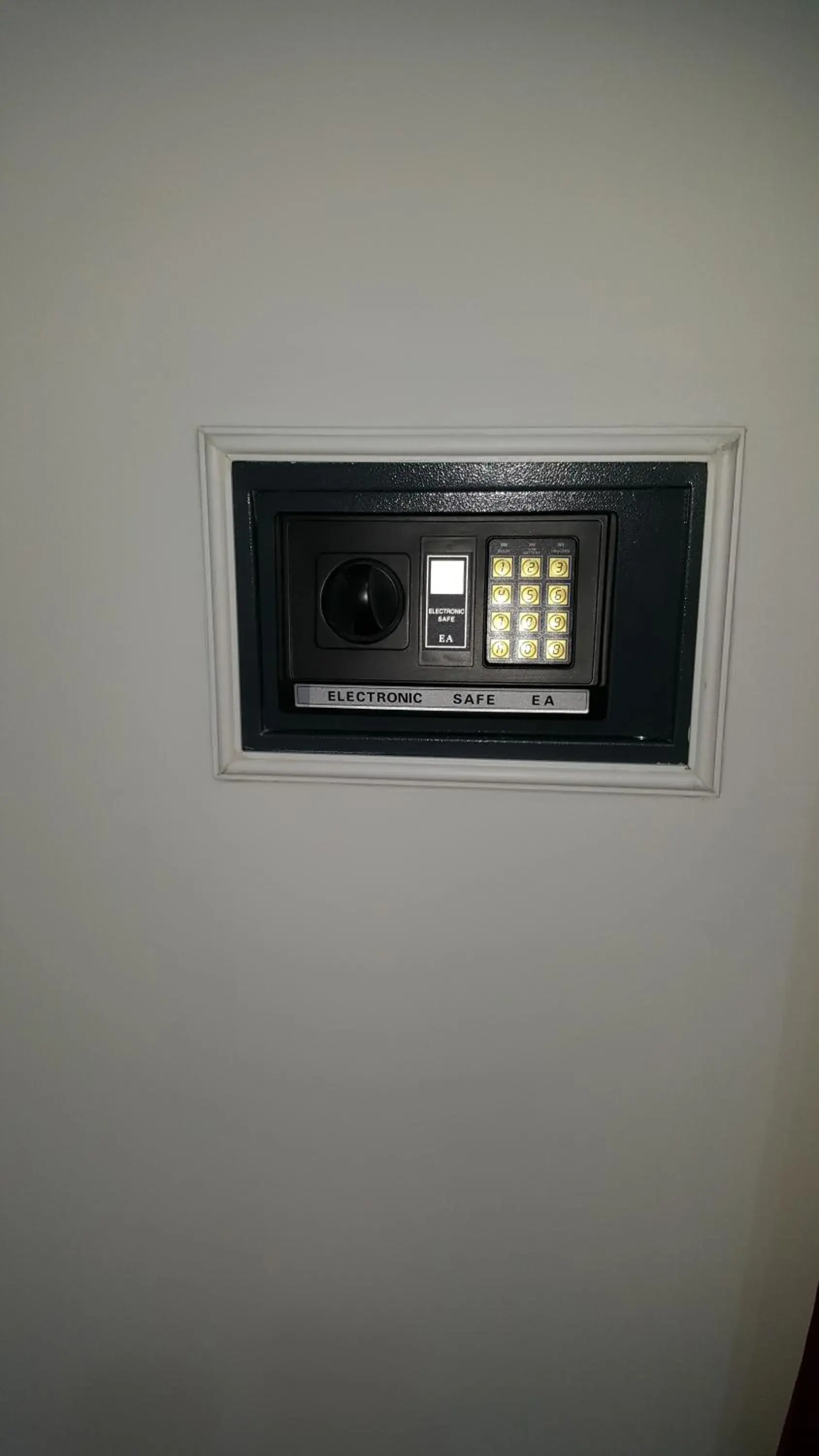 Luxury Triple Room in B&B La Colonna Luxury Triple Room in B&B La Colonna