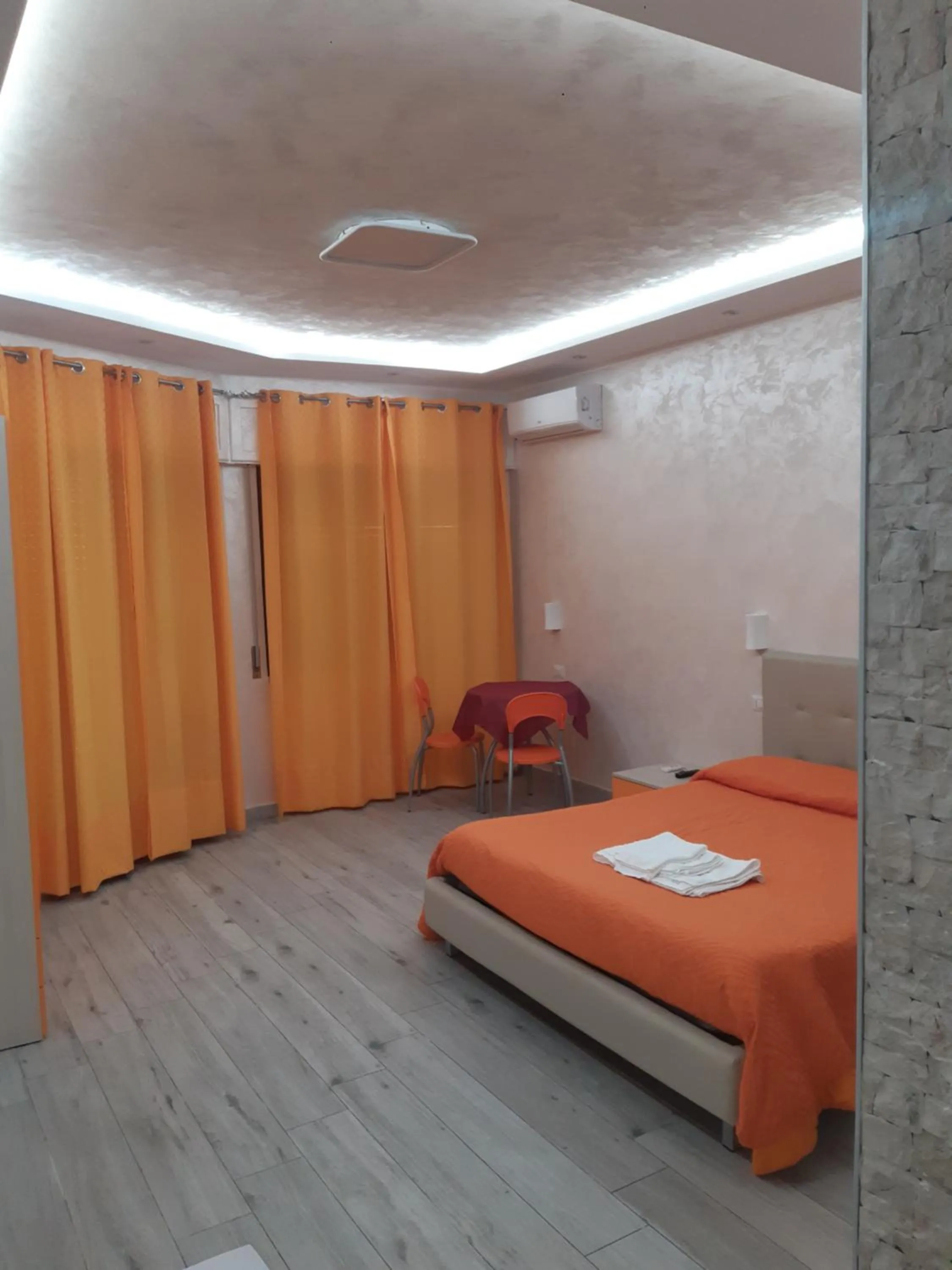 Photo of the whole room, Bed in B&B La Colonna