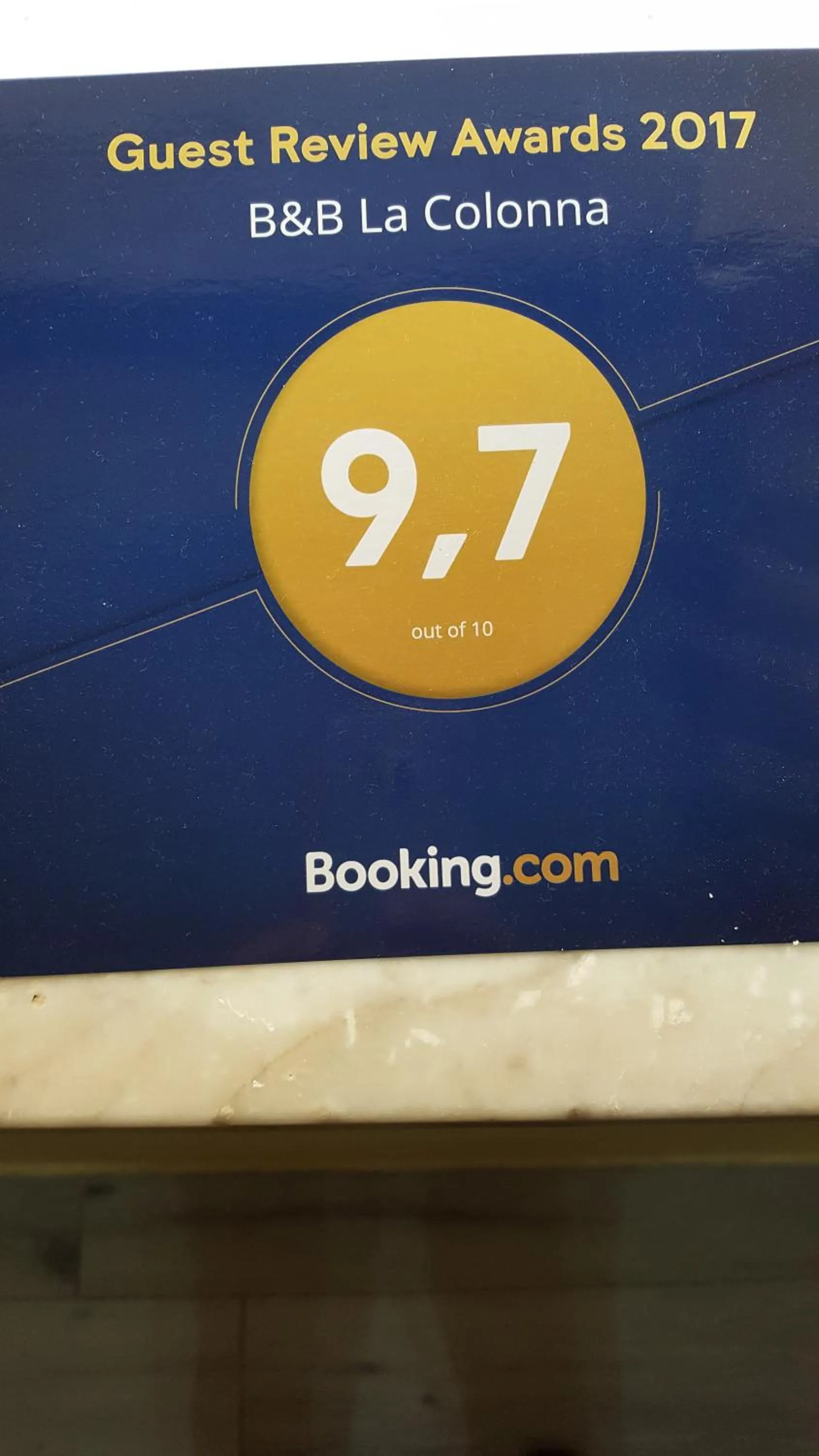 Decorative detail in B&B La Colonna