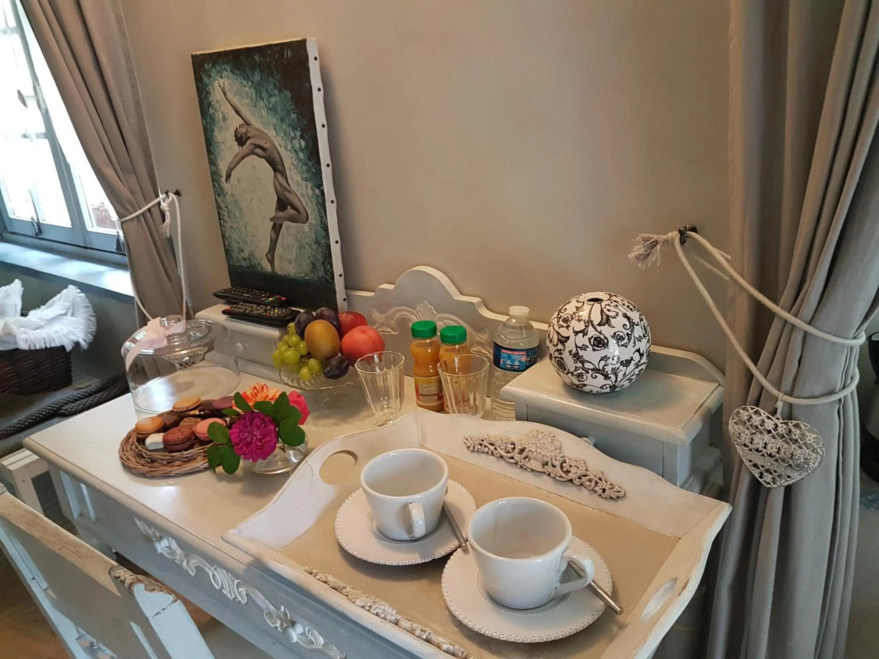 Coffee/tea facilities in Le jardin de Saint Jean