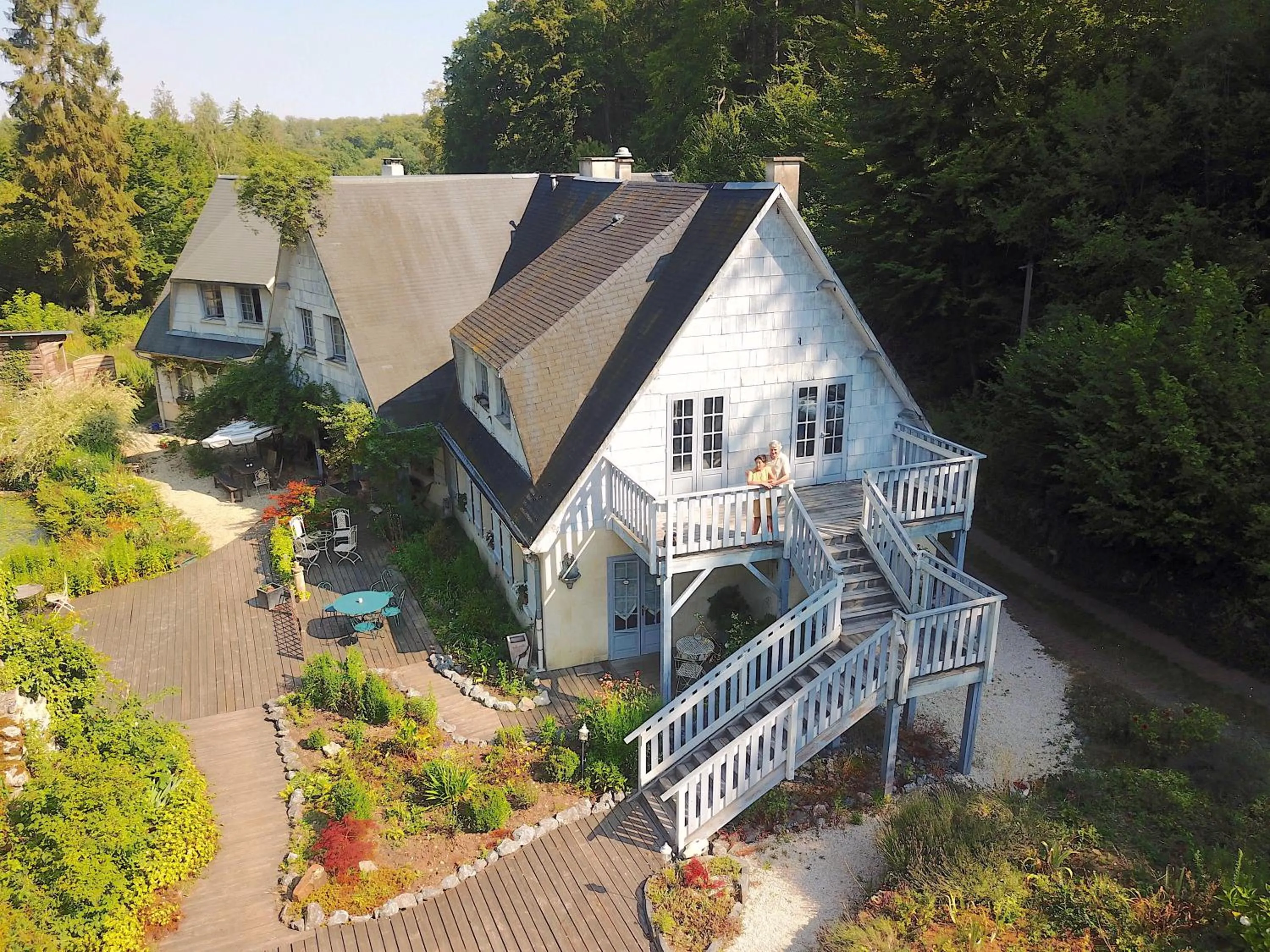 Property building in Le jardin de Saint Jean