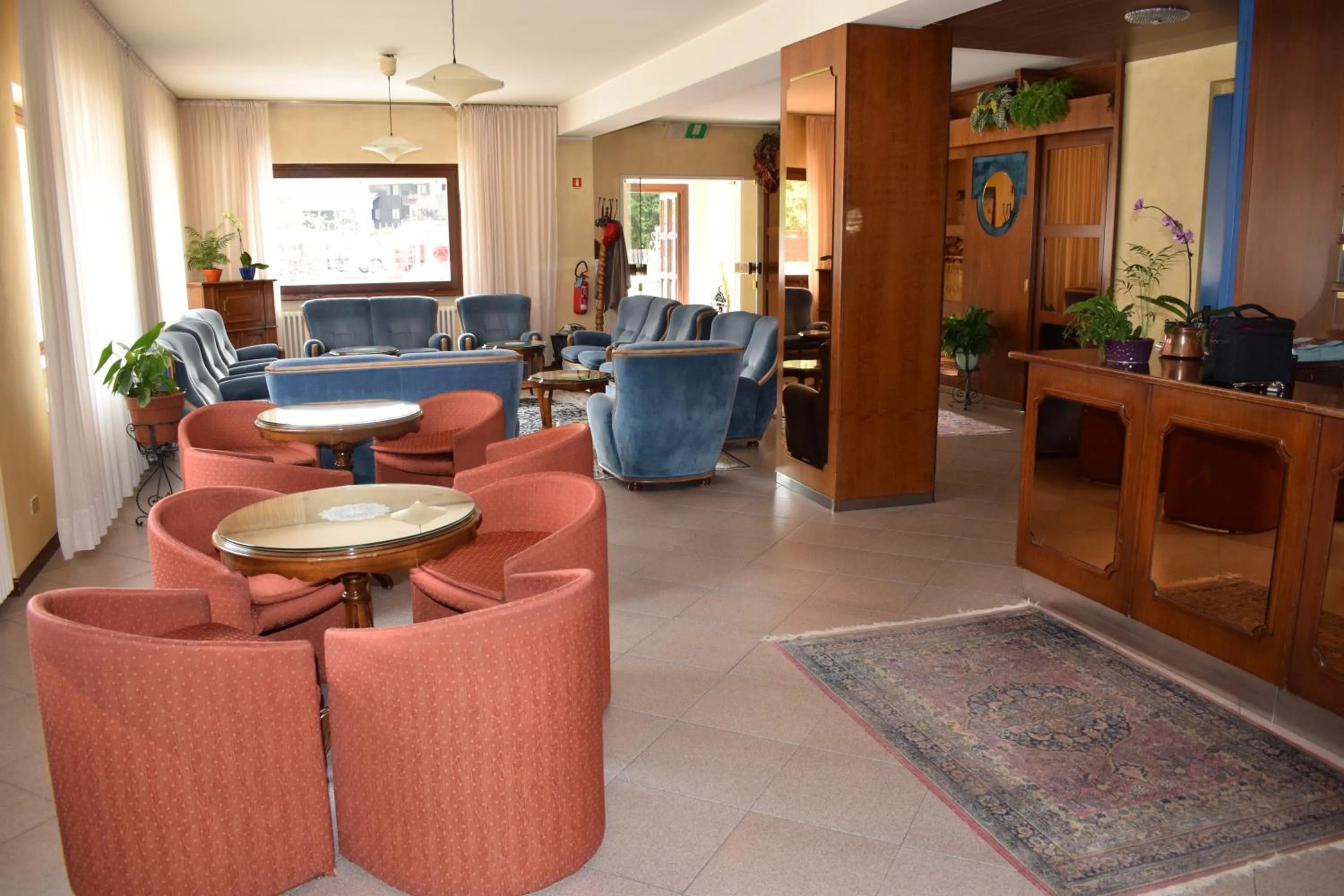 Lobby or reception in Hotel Mignon