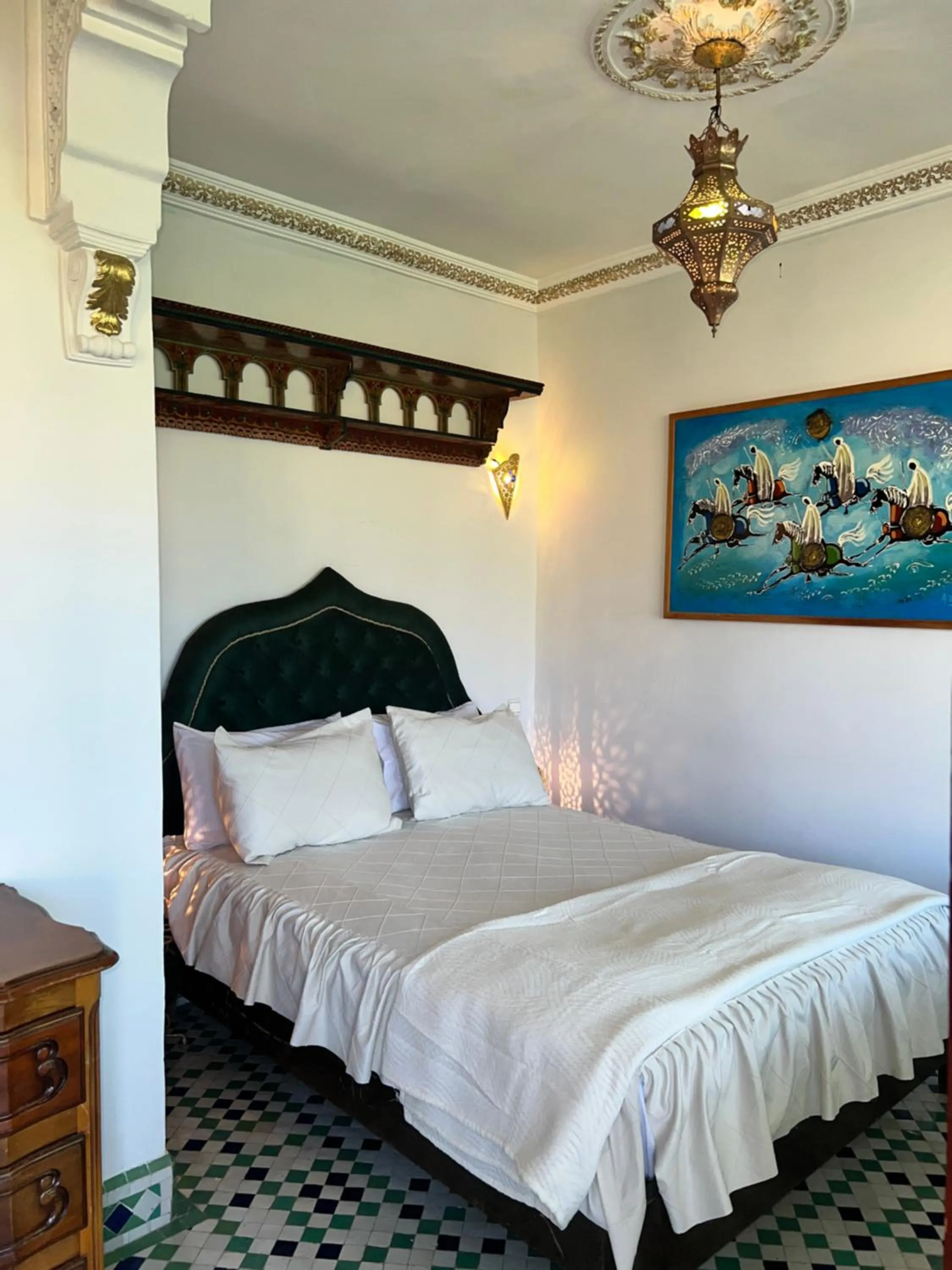 Bed in Fès Riad Scalia Traditional Guesthouse Morocco