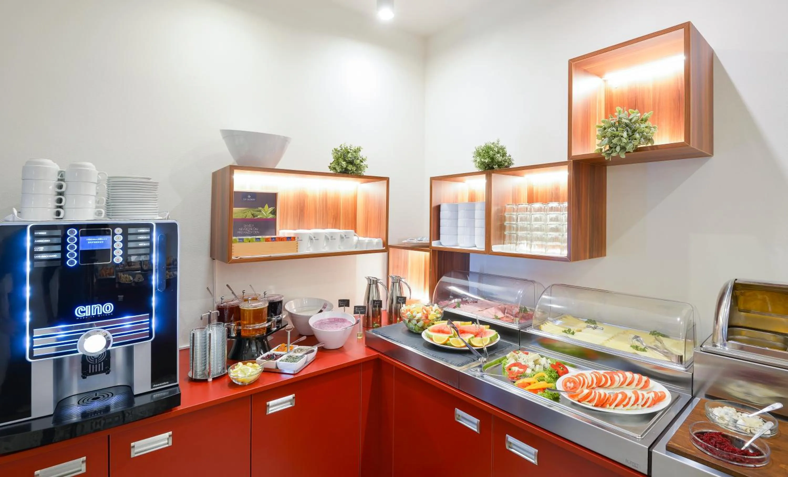 Buffet breakfast in Hotel Garden Court