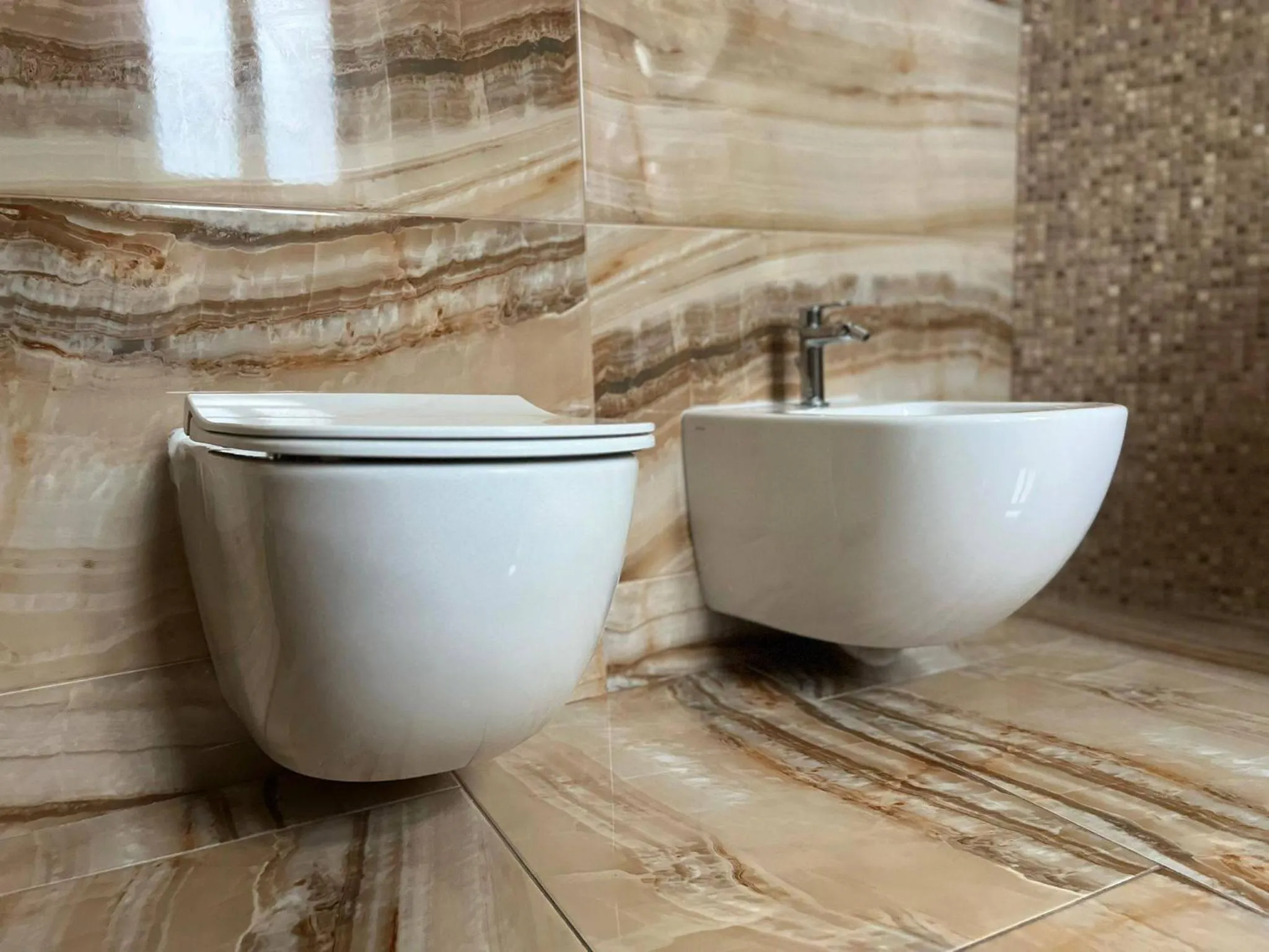 Toilet in Hotel Garden Court