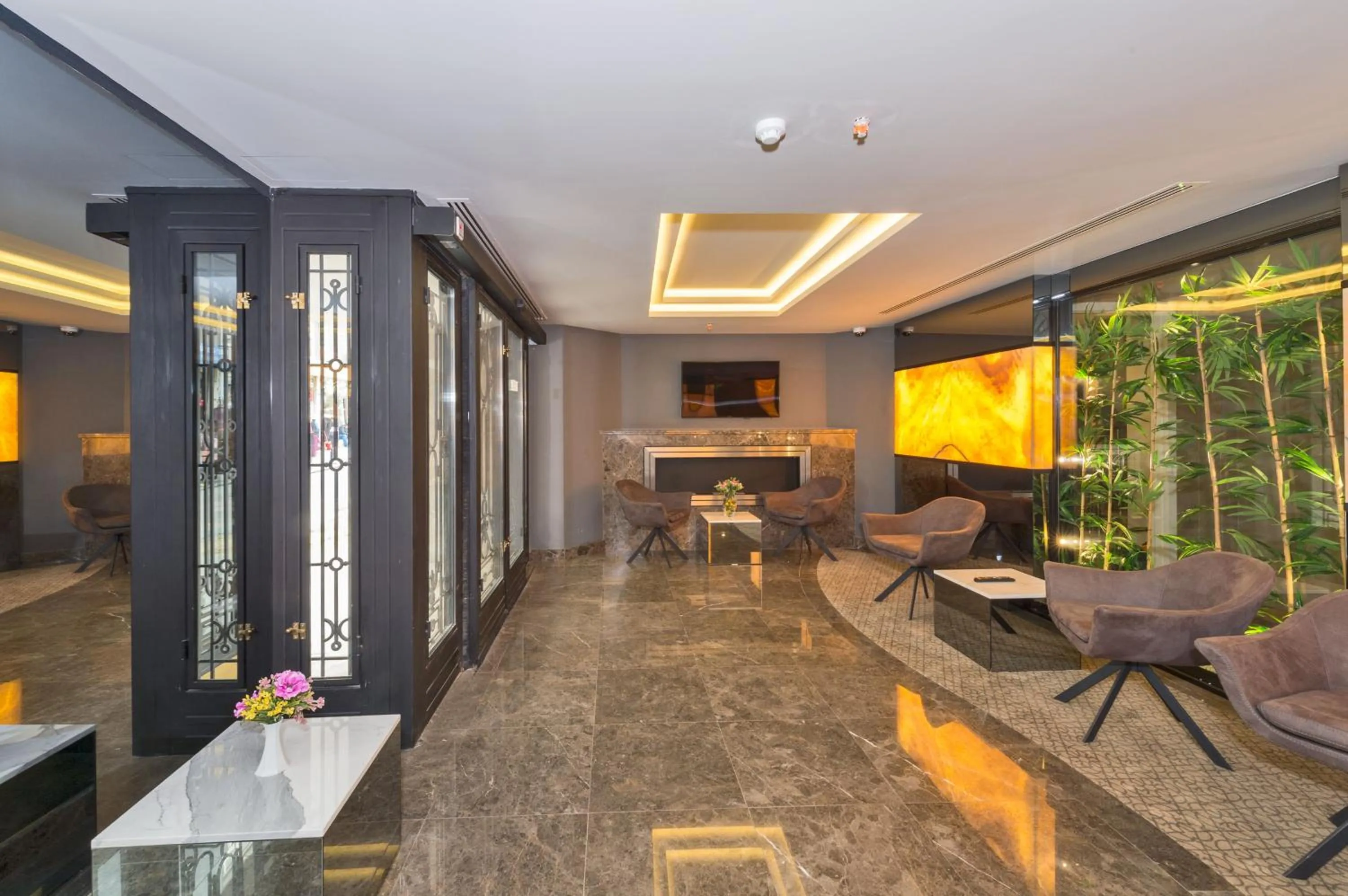 Property building in Hotel Genova Istanbul Old City