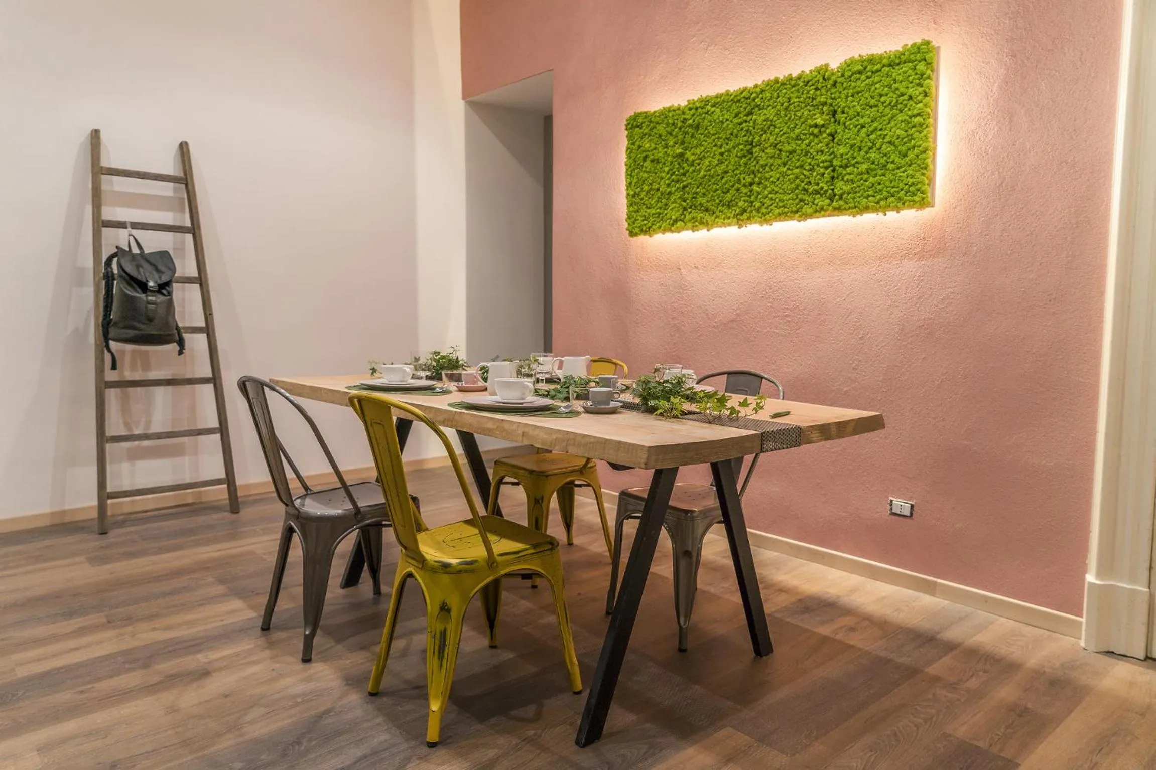 Communal lounge/ TV room in B&B 4 ELEMENTI CATANIA