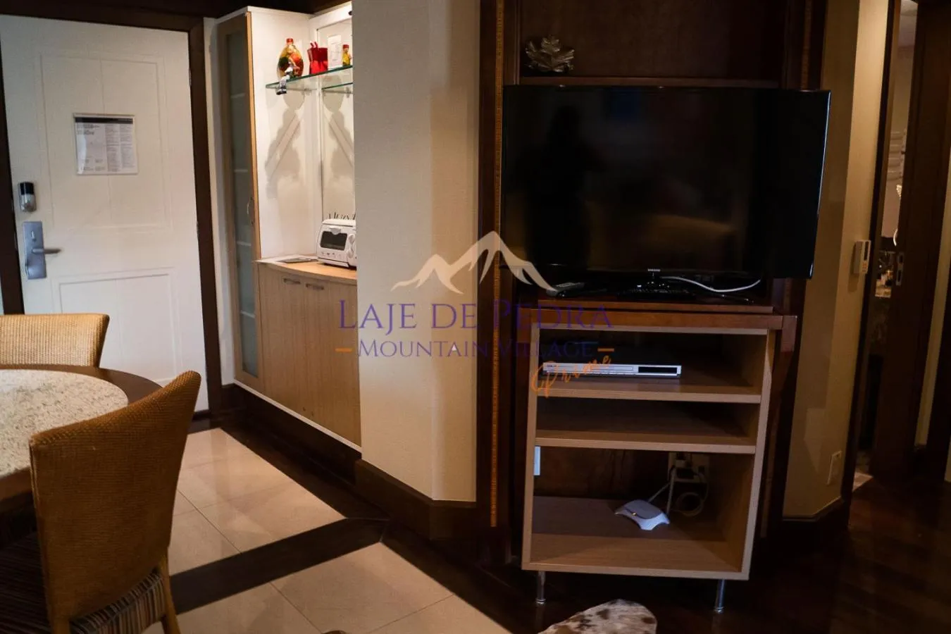 TV and multimedia in Laje de Pedra Mountain VillagePrime