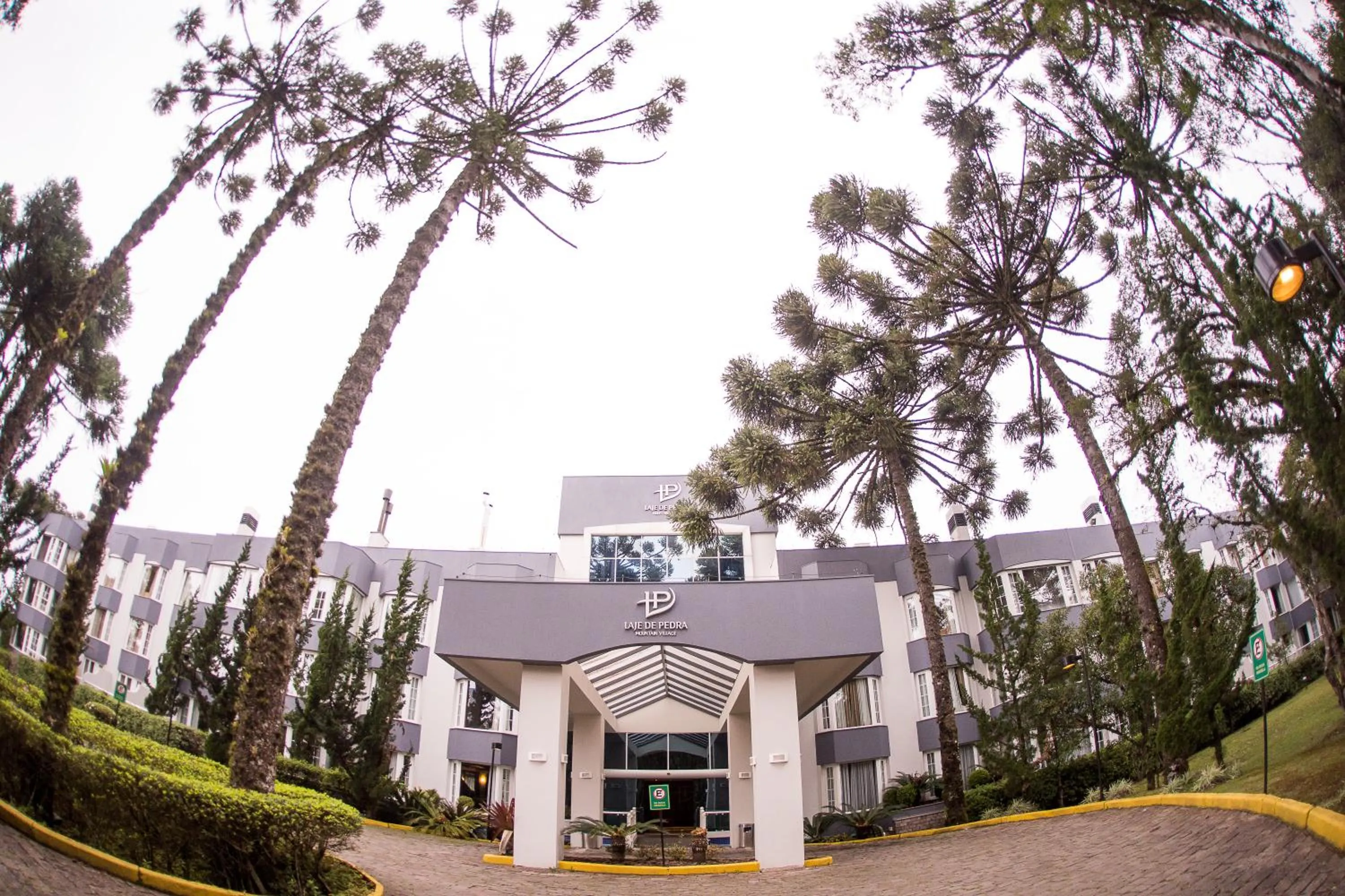 Property building in Laje de Pedra Mountain VillagePrime