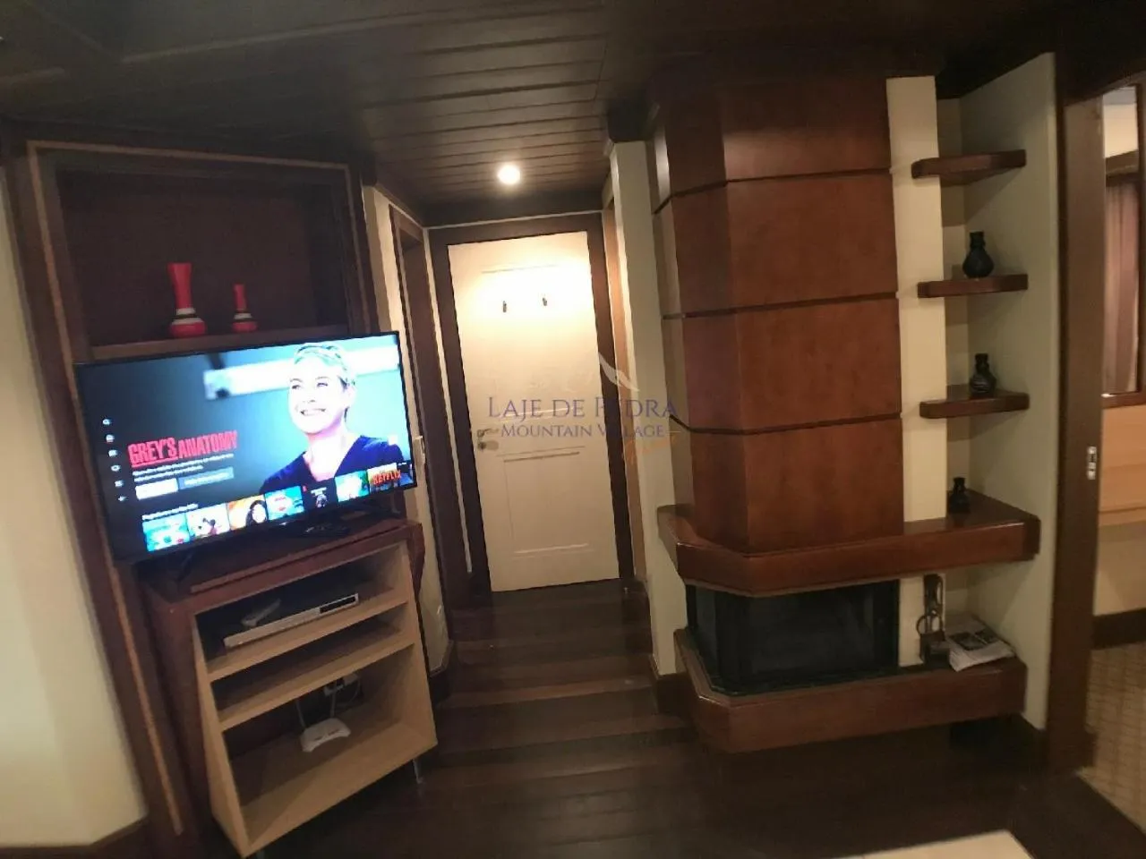 TV and multimedia in Laje de Pedra Mountain VillagePrime