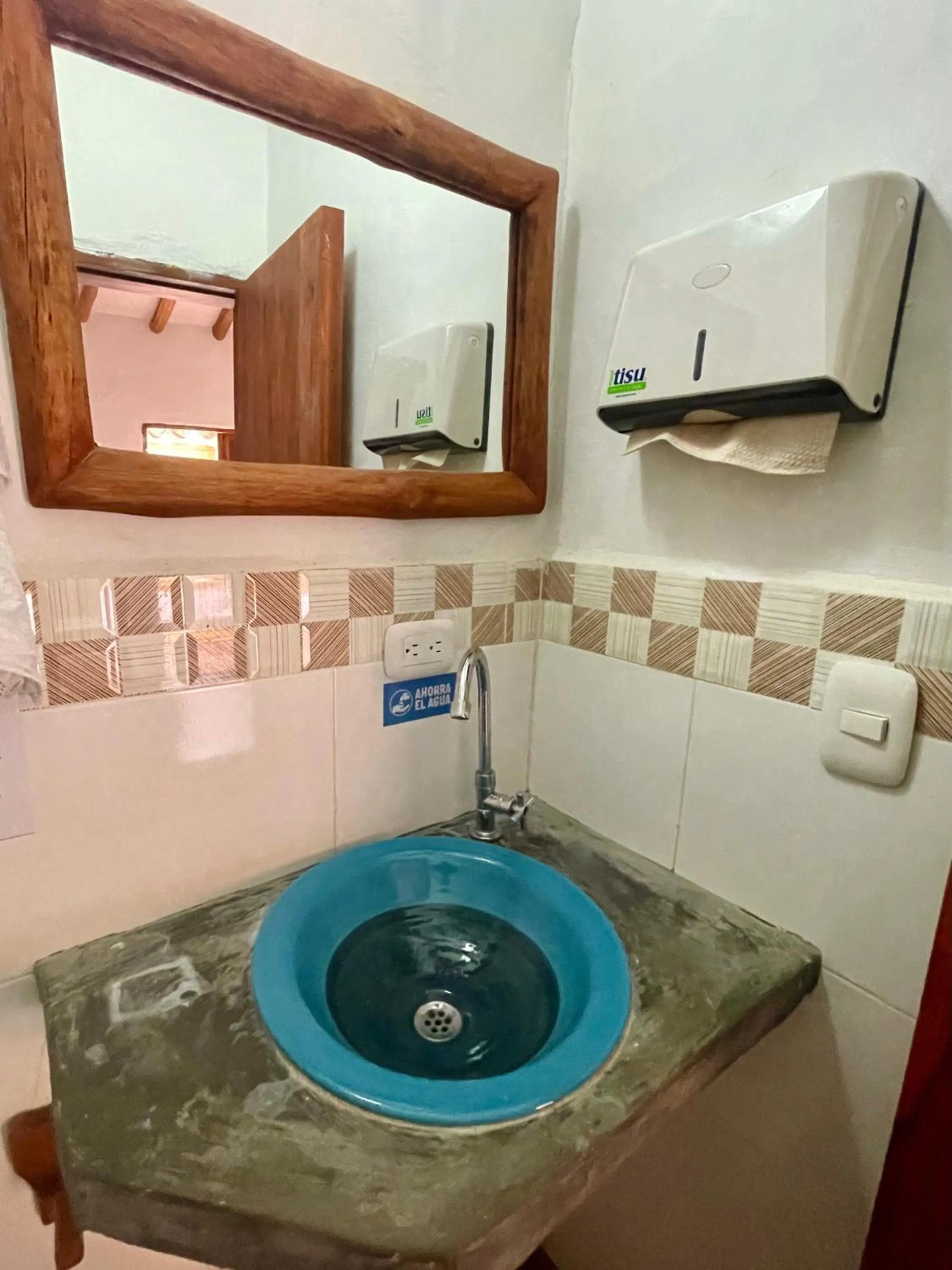 Bathroom in Hotel Victoria Barichara