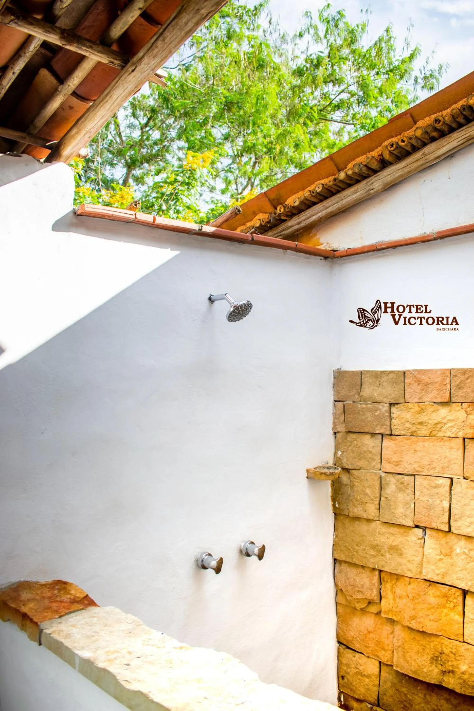 Open Air Bath in Hotel Victoria Barichara