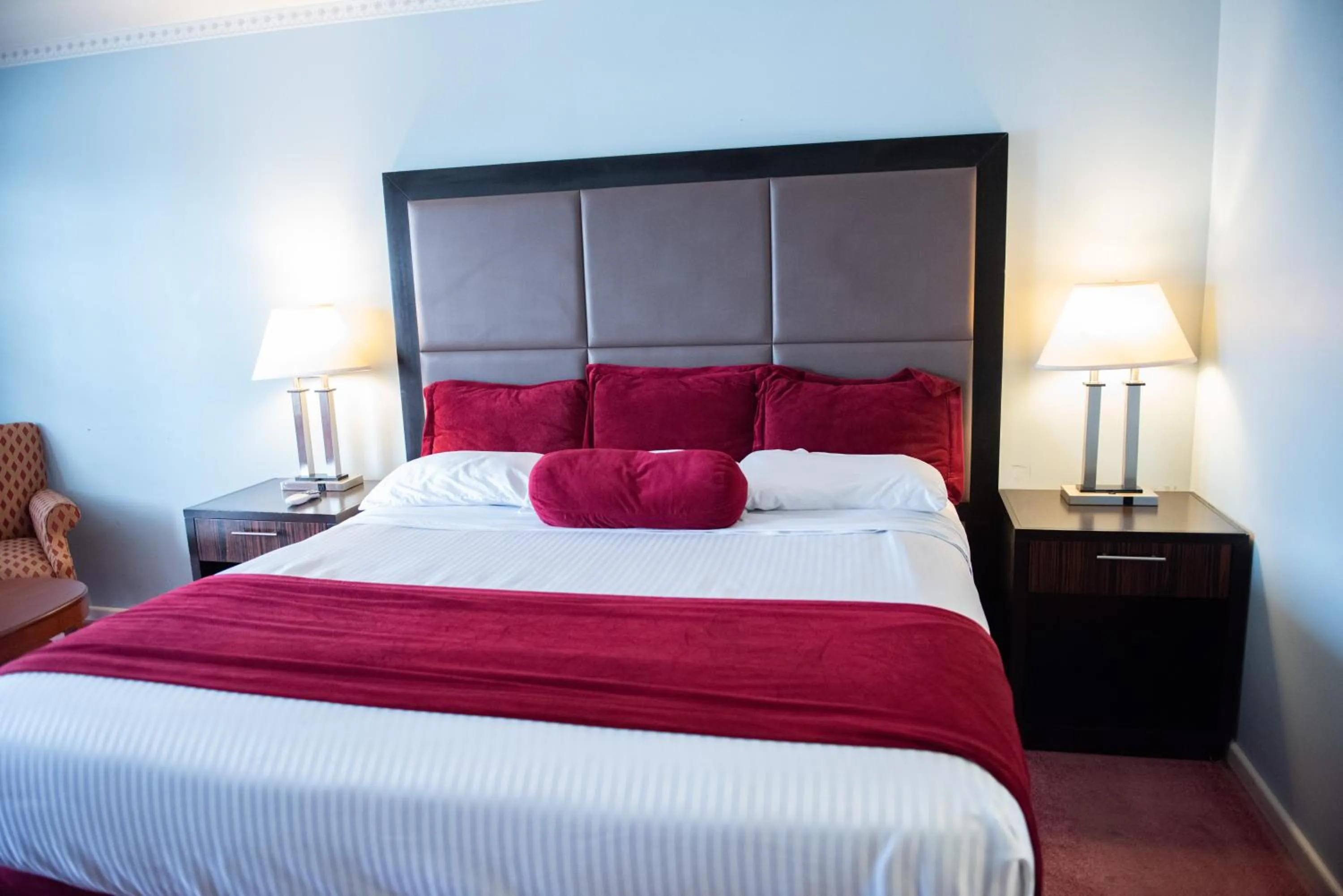 Bed in Cottonwood Inn