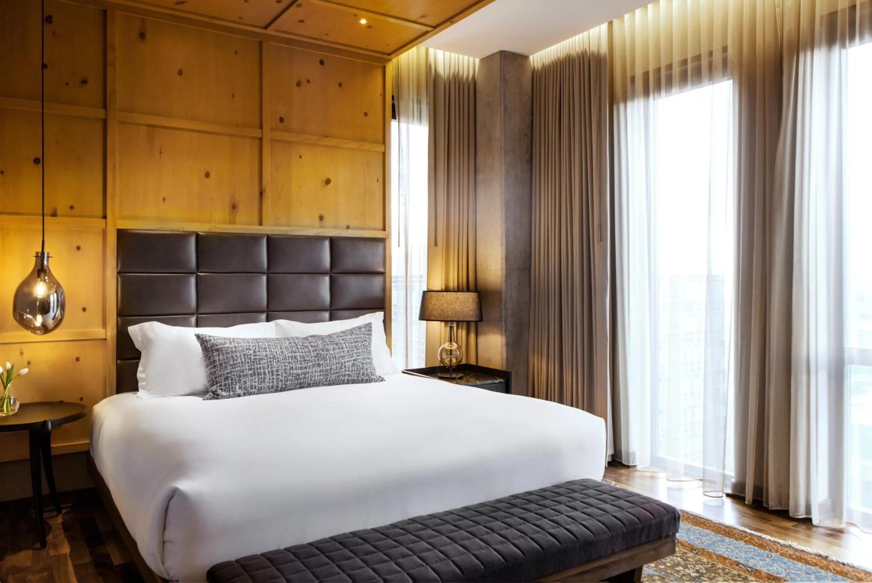 Photo of the whole room, Bed in Limelight Hotel Denver