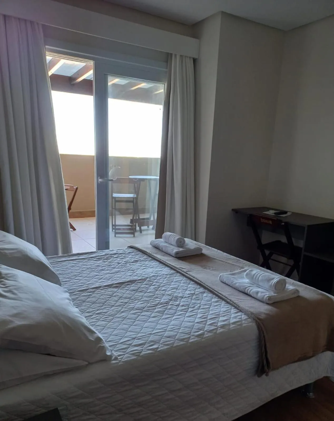 Balcony/Terrace, Bed in Pousada Vista da Barra