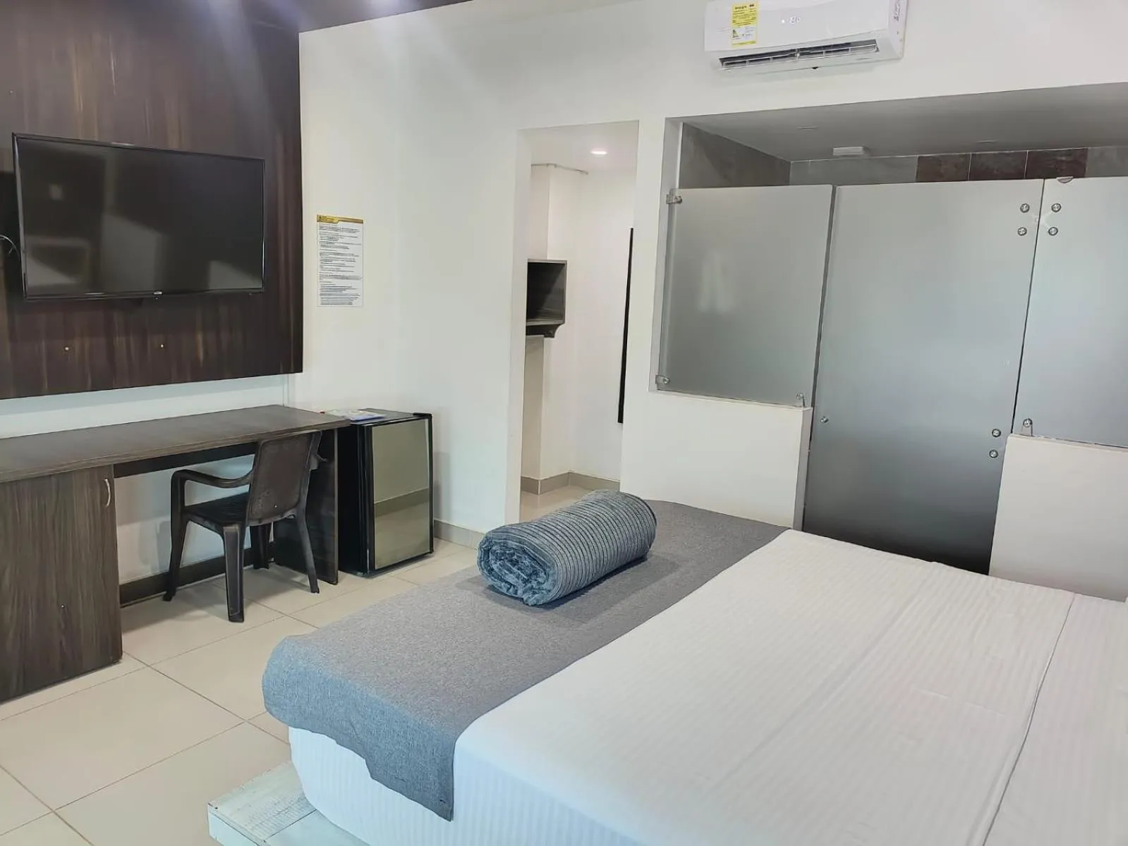 Bed in San Antonio Plaza