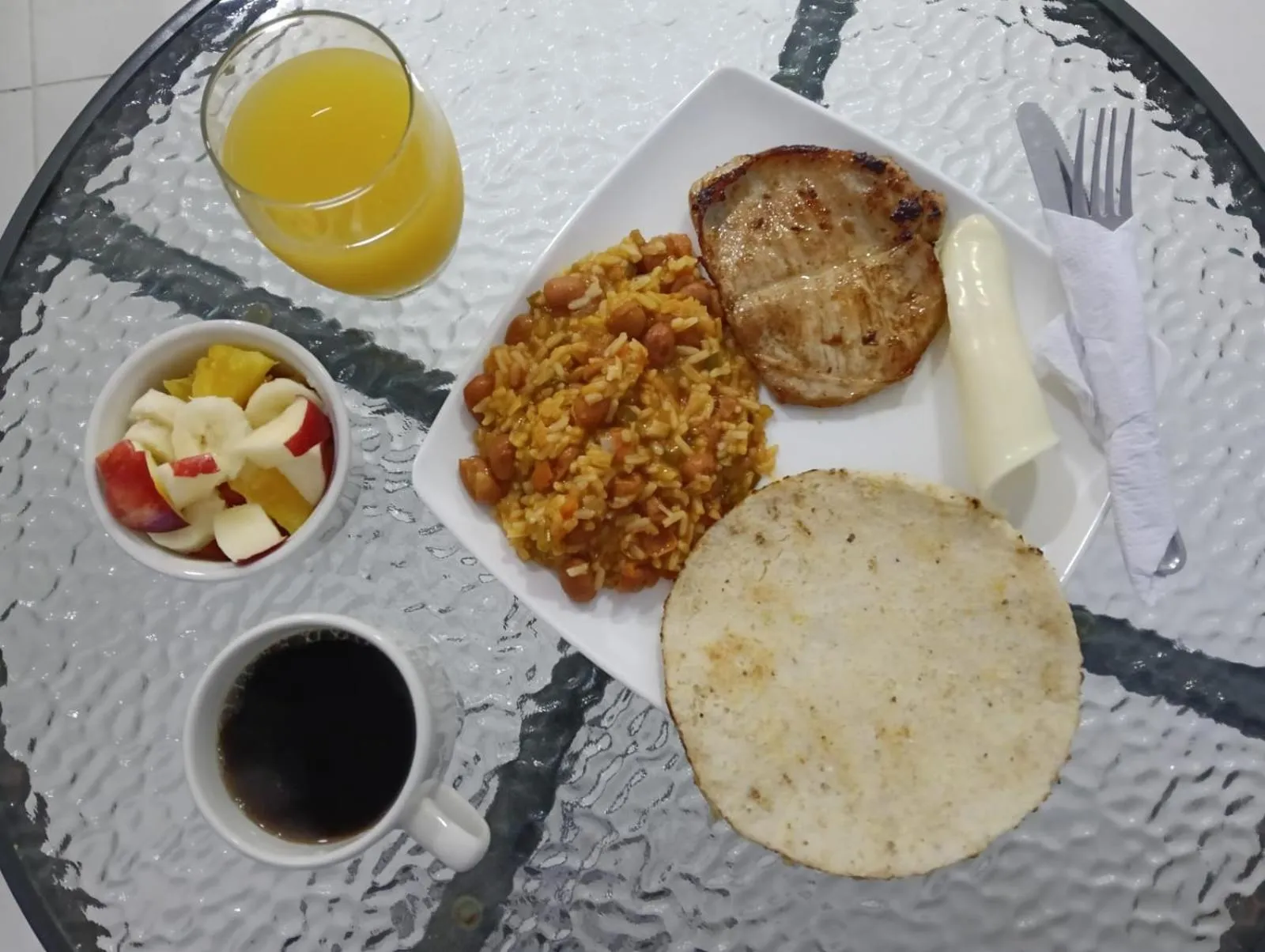 Breakfast in San Antonio Plaza