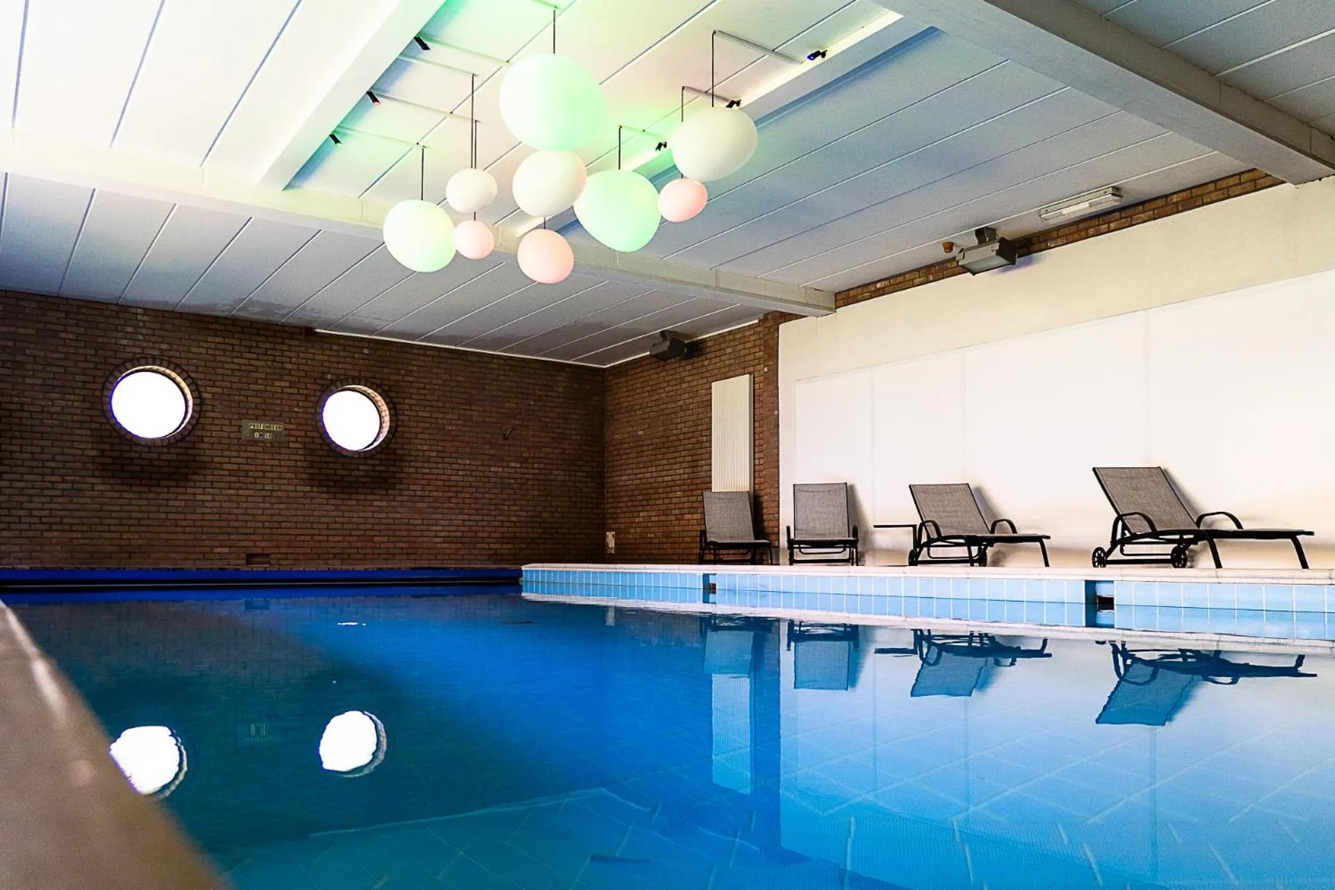 Swimming pool in Hotel Le Beau Séjour