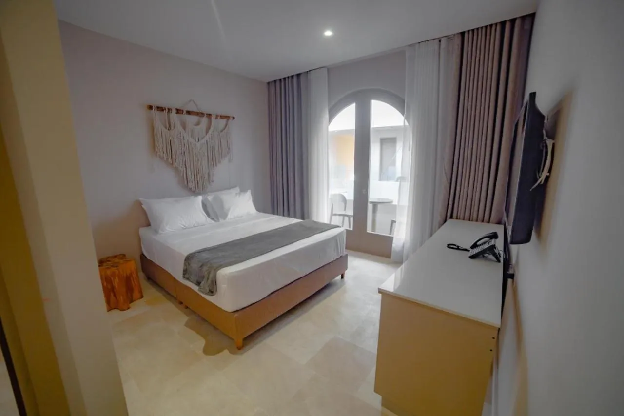 Photo of the whole room, Bed in Loa Tolú by Bernalo Hotels