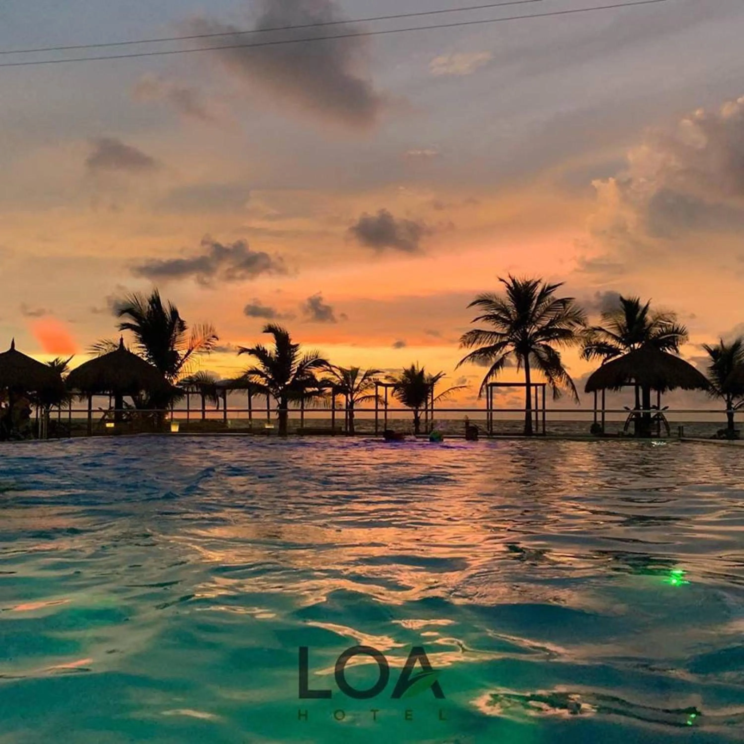 Swimming pool in Loa Tolú by Bernalo Hotels