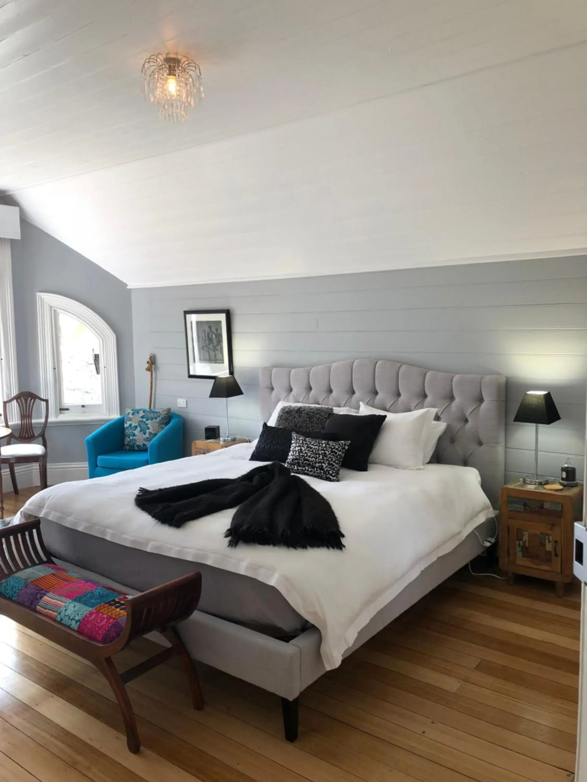 King Suite in Arcoona Manor King Suite in Arcoona Manor