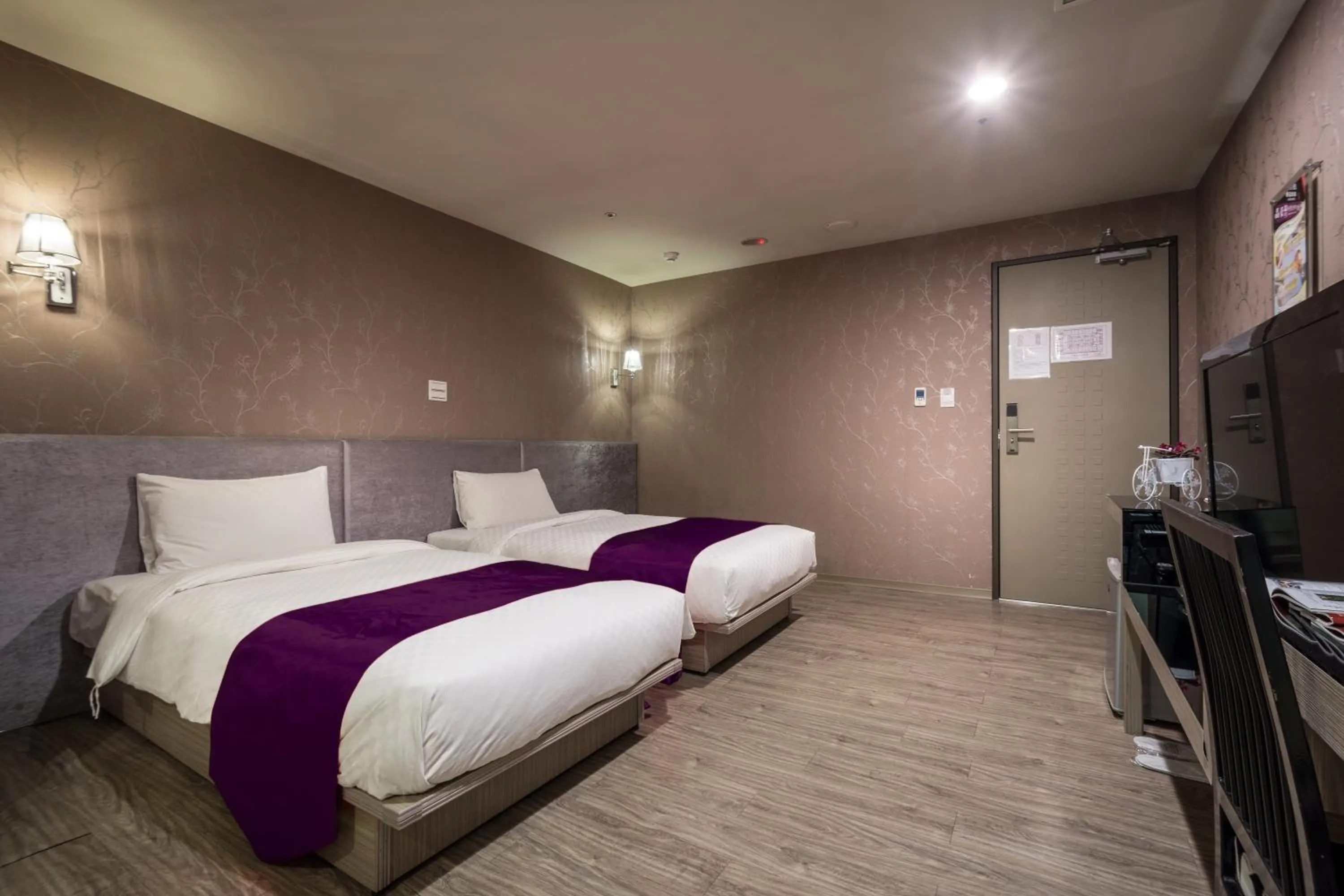 慶城商旅Urbanone Hotel